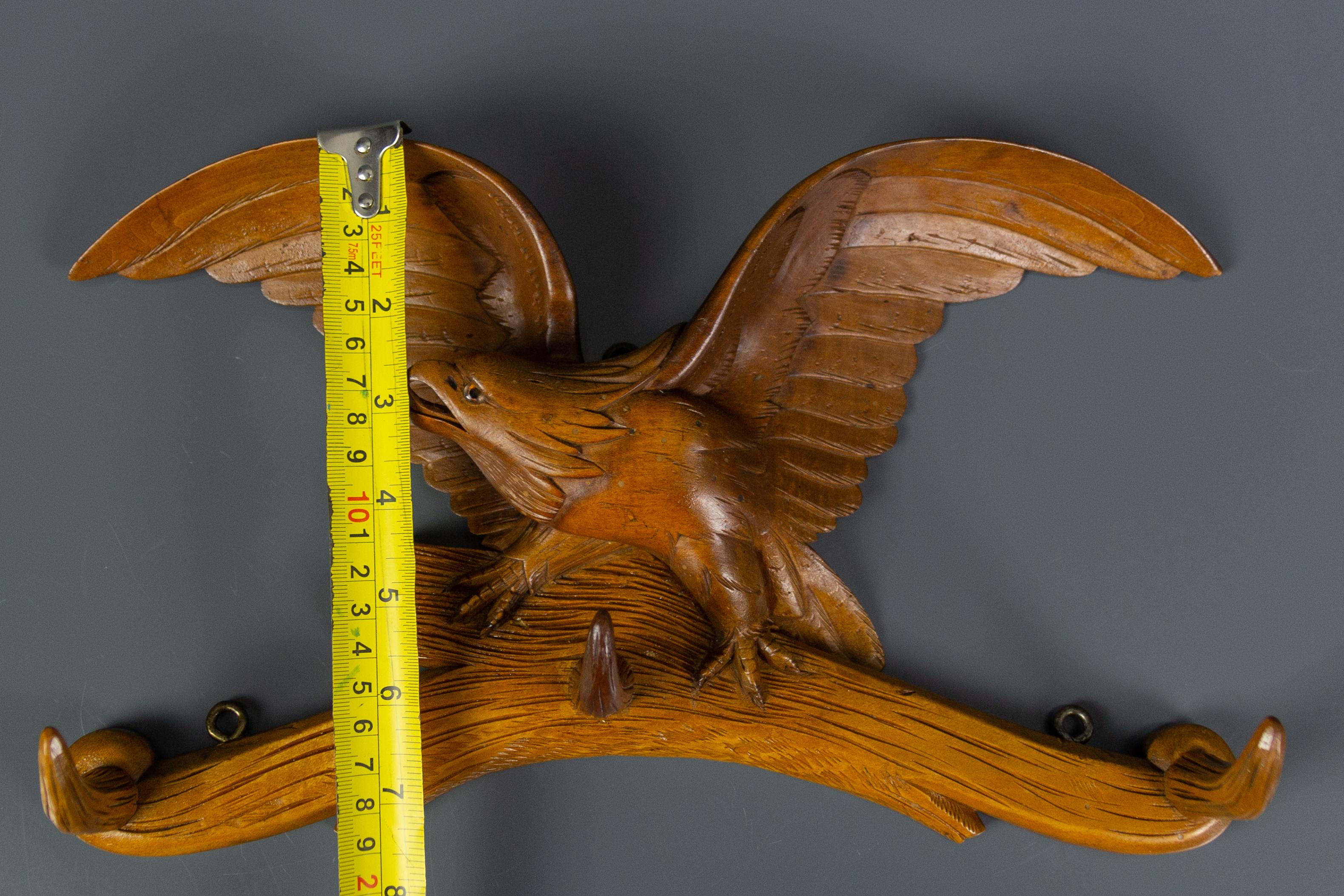 Hand Carved Hat Rack with Eagle Carving and Three Wooden Hooks, Germany, 1930s 9