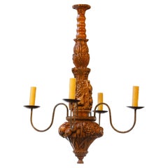 Lustre en bois anglais ancien sculpté à la main et en relief de style anglo-néerlandais