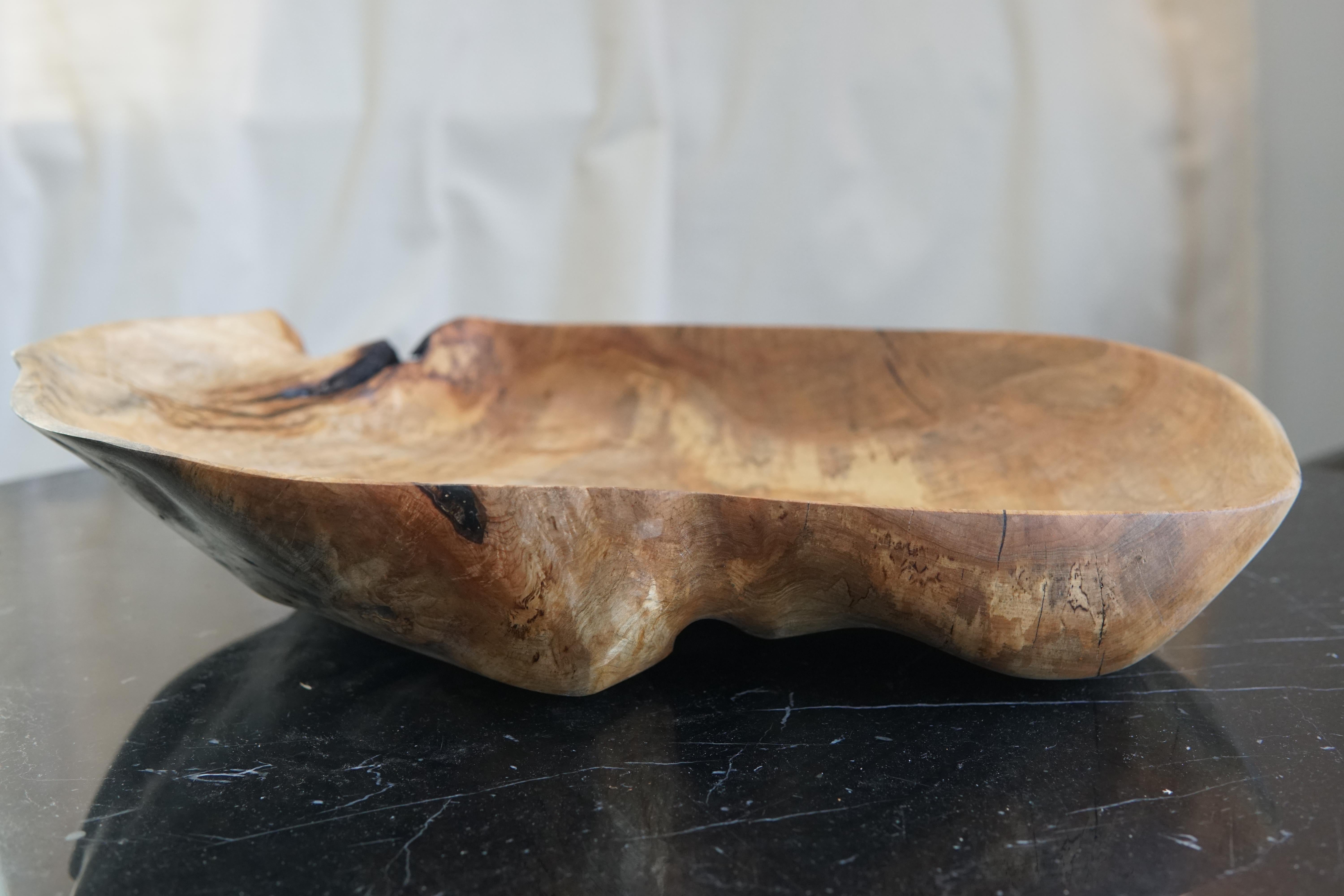 XXIe siècle et contemporain Bol de centre de table en hickory sculpté à la main en vente