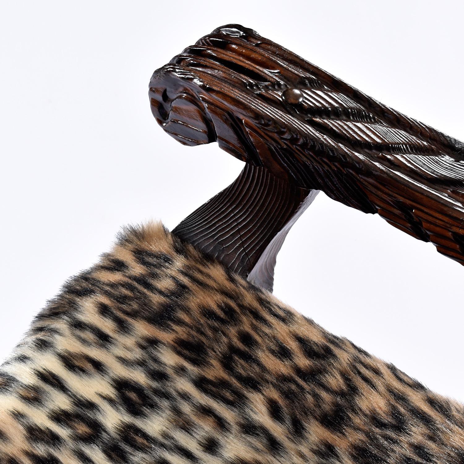 Chaises trônes Witco Tiki à haut dossier en fausse fourrure léopard sculptées à la main en vente 9