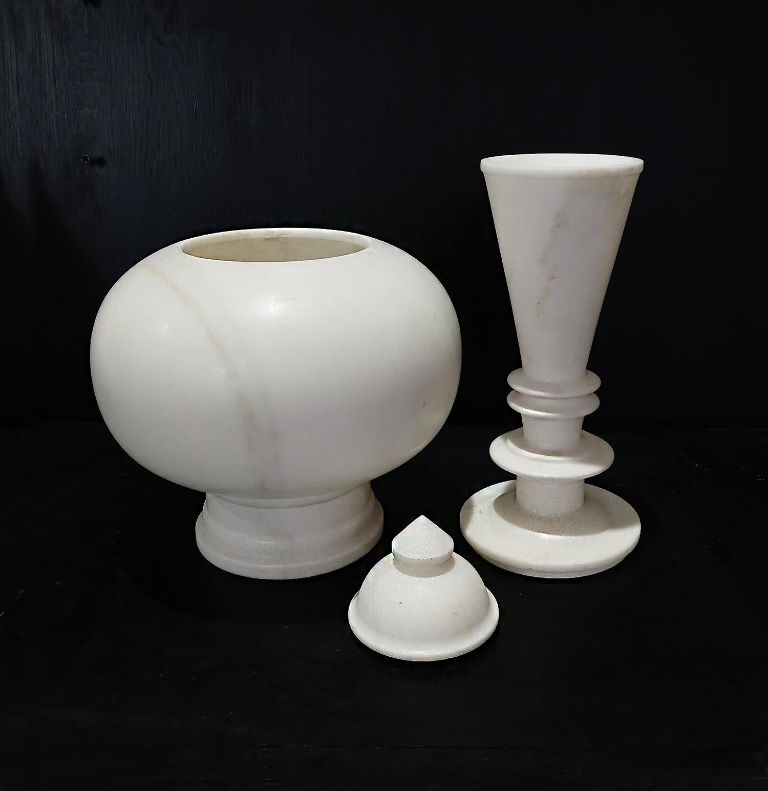 Hand-Carved Indian Marble Vase, with cap 2