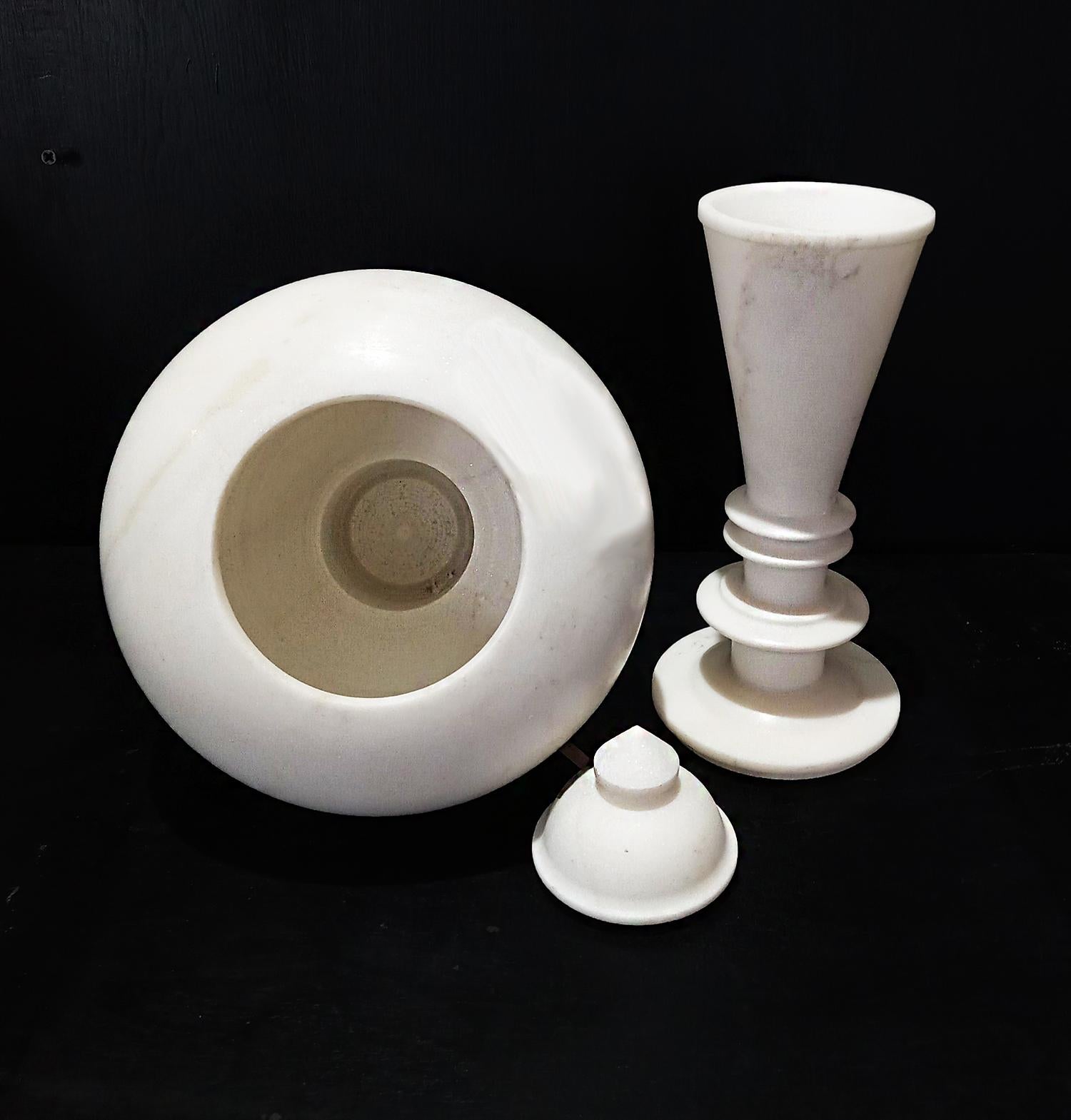Hand-Carved Indian Marble Vase, with cap 3