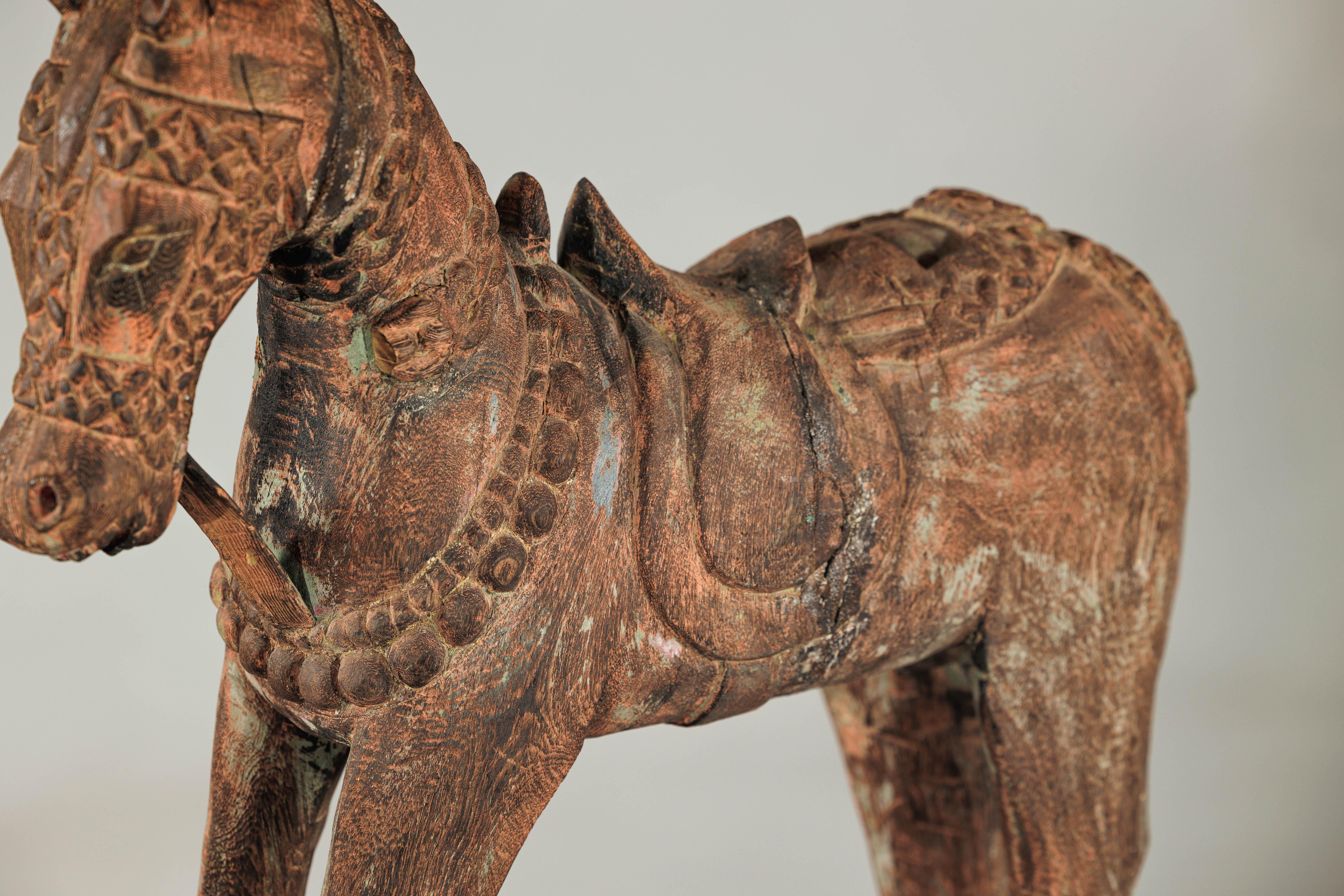 Hand-Carved Indian Painted Wood Horse Sculpture with Geometric Details For Sale 2