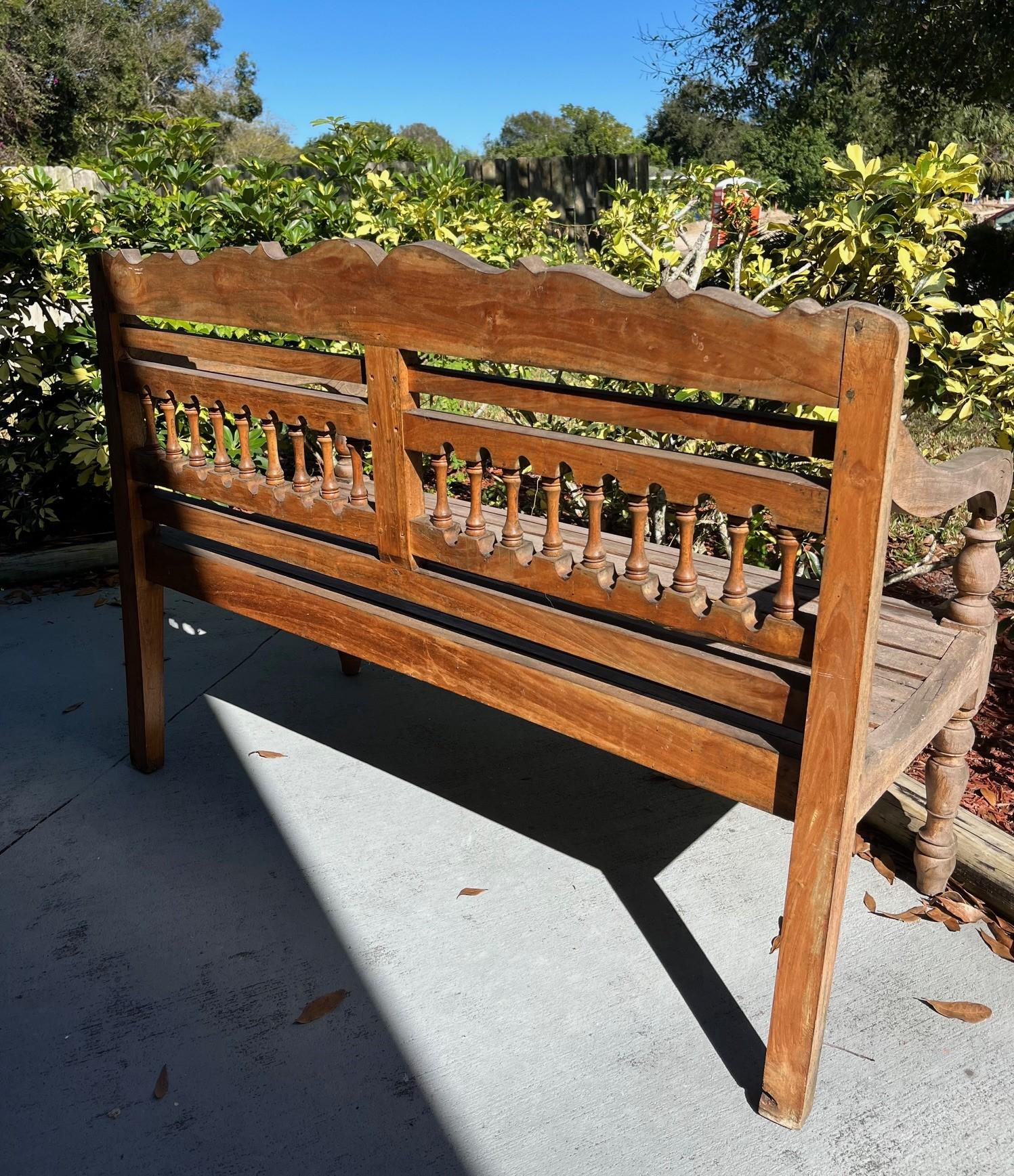 Hand Carved Indonesian 1980s Colonial Teak Wooden Garden Bench For Sale 2