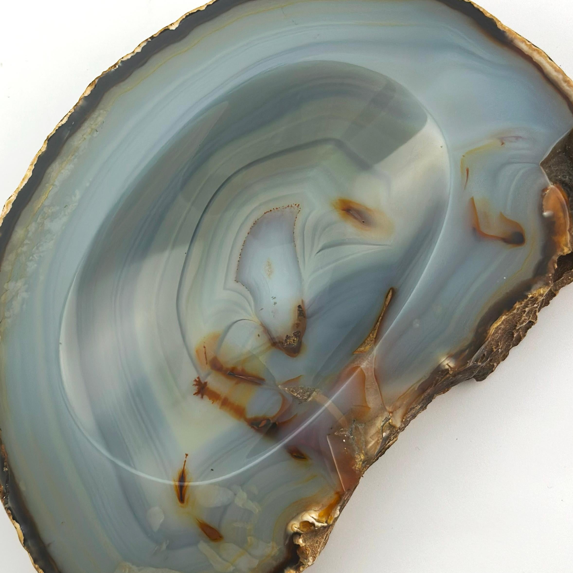 Blaue Schale aus Chalcedon-Achat, handgeschnitzt, Italien ca. 1960er Jahre im Angebot 1