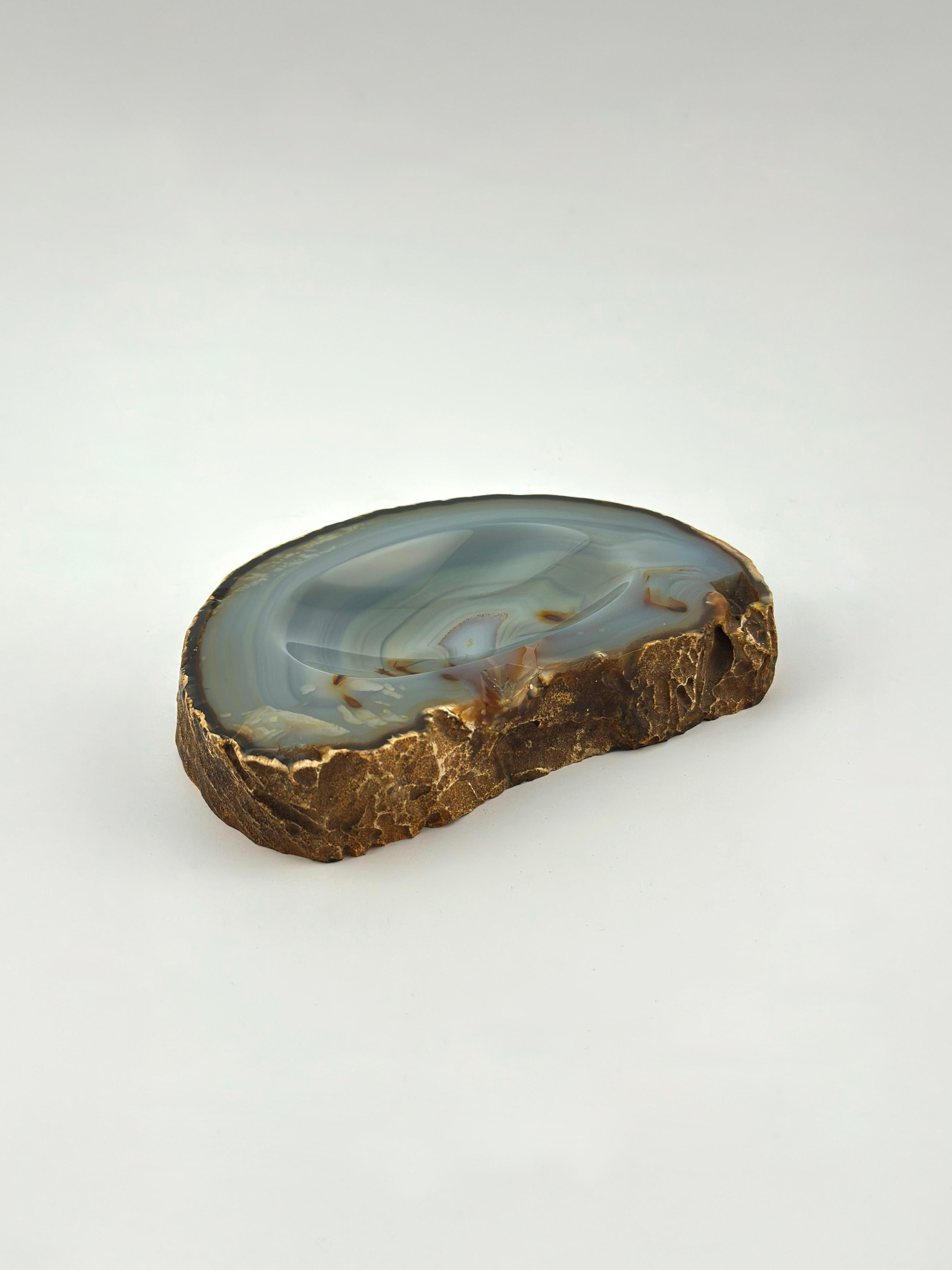 Blaue Schale aus Chalcedon-Achat, handgeschnitzt, Italien ca. 1960er Jahre im Angebot 2