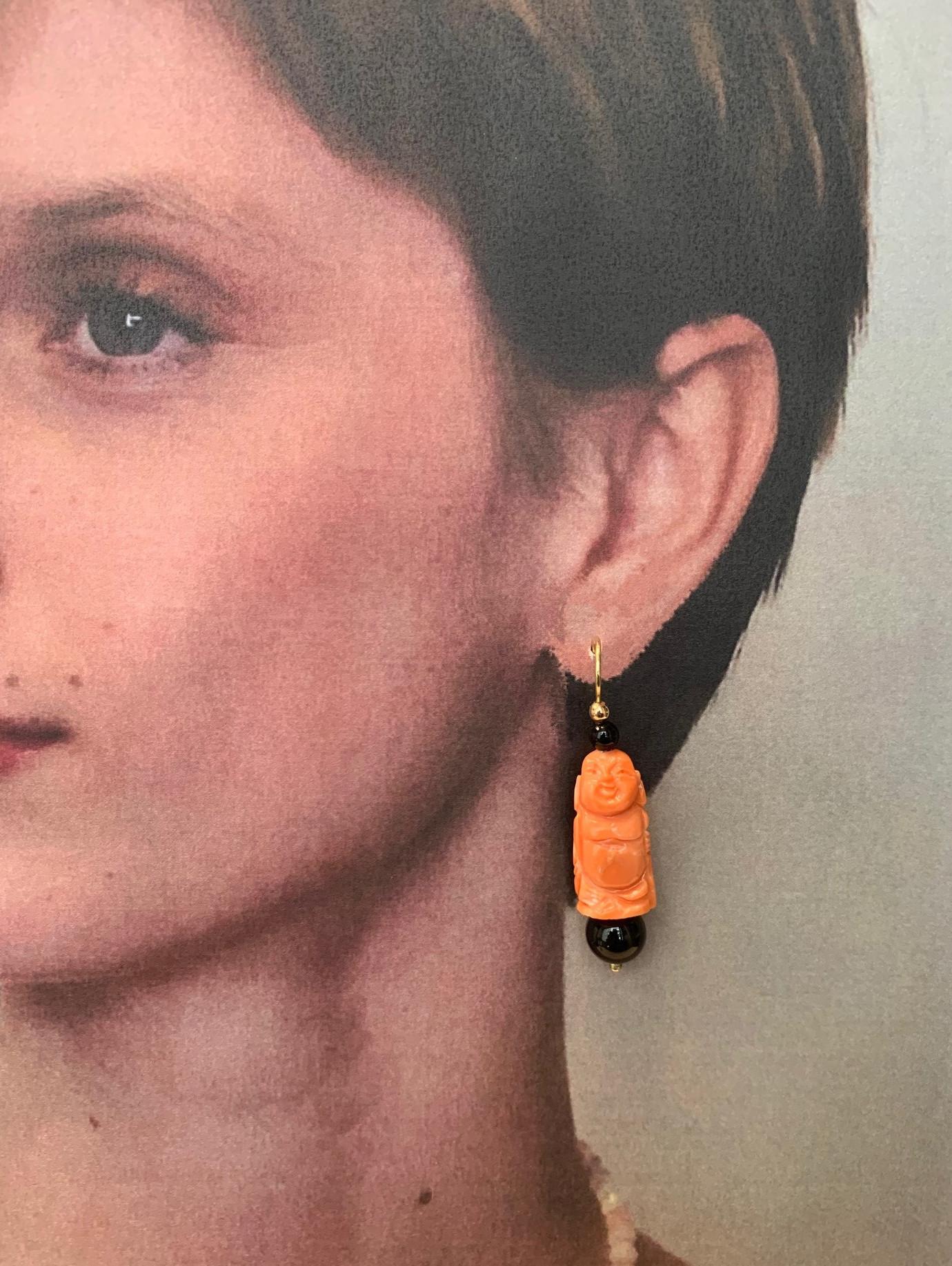 Hand Carved Italian Coral, Onyx, Yellow Gold Dangle Drop French Wire Earrings In New Condition In Los Angeles, CA