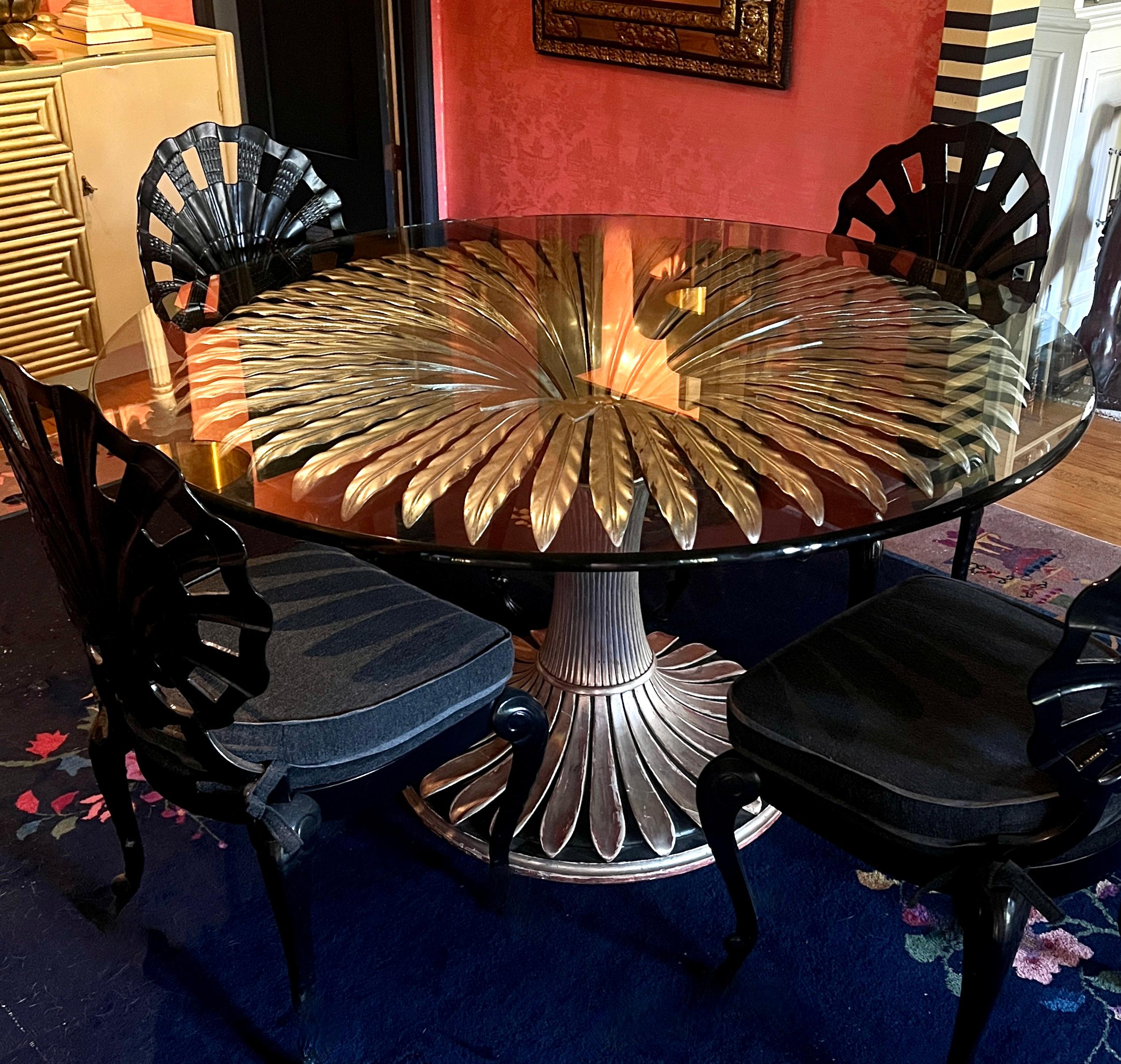 Tavolo da pranzo o da centro in legno dorato italiano intagliato a mano da Pier Luigi Colli in vendita 2