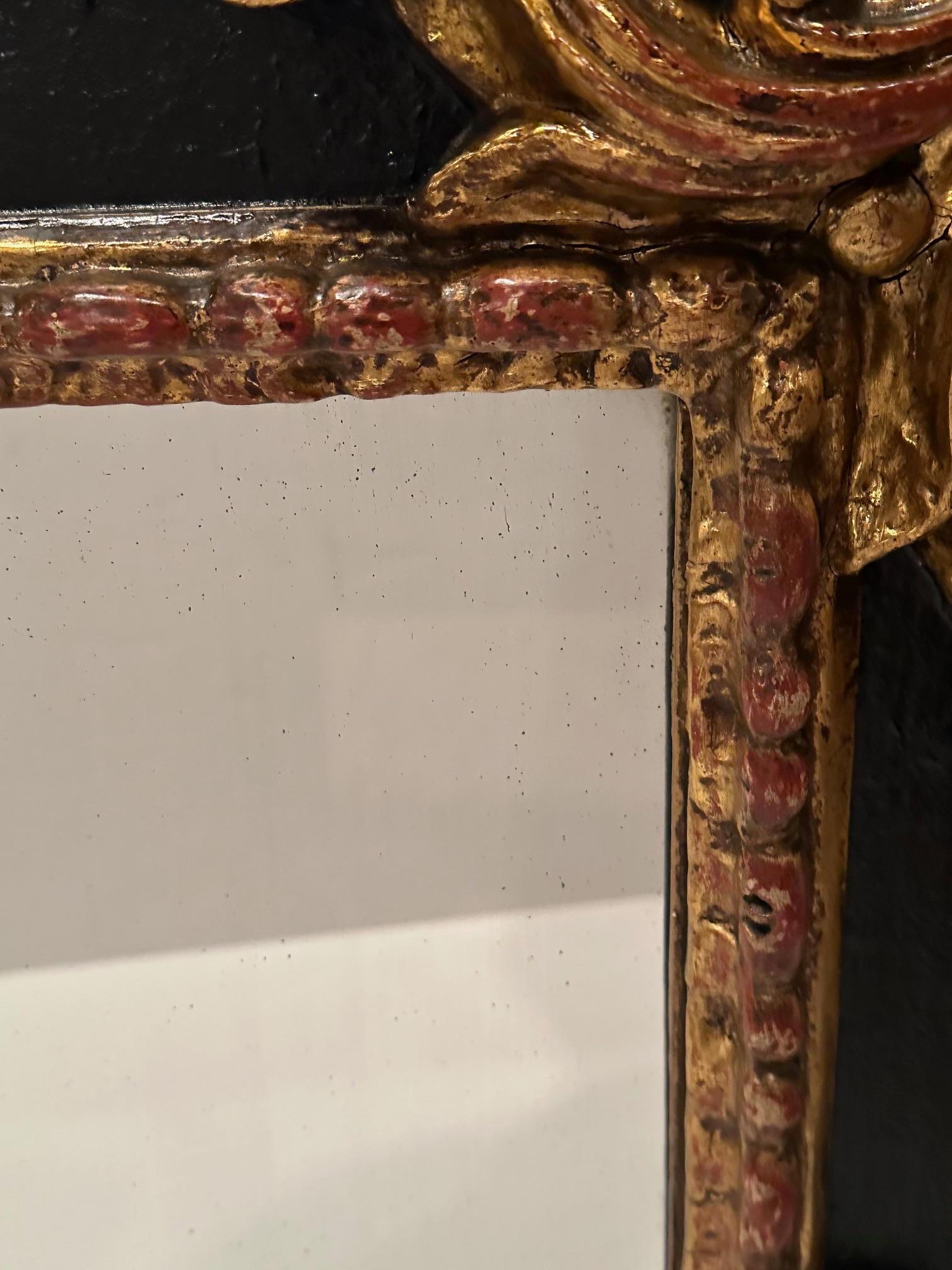 Rococo Miroir italien de style rococo sculpté à la main, ébénisé et or ancien en vente