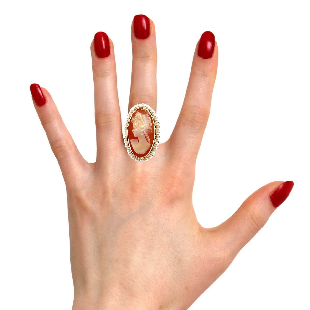 Hand Carved Italian Shell Cameo 14k Yellow Gold Filigree Seed Pearl Ring   In New Condition For Sale In Los Angeles, CA