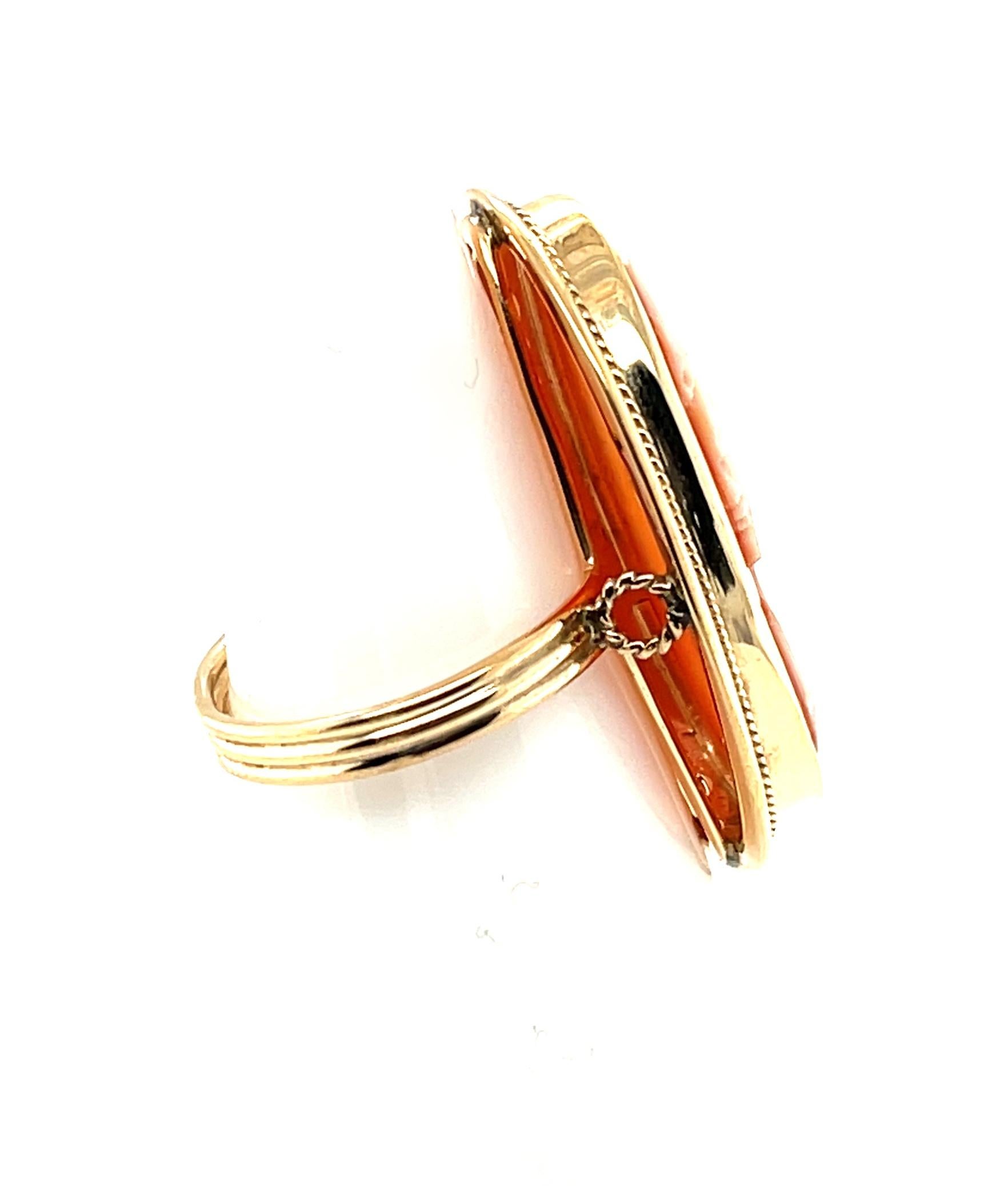 Women's Hand Carved Italian Shell Cameo Ring in 14k Yellow Gold For Sale