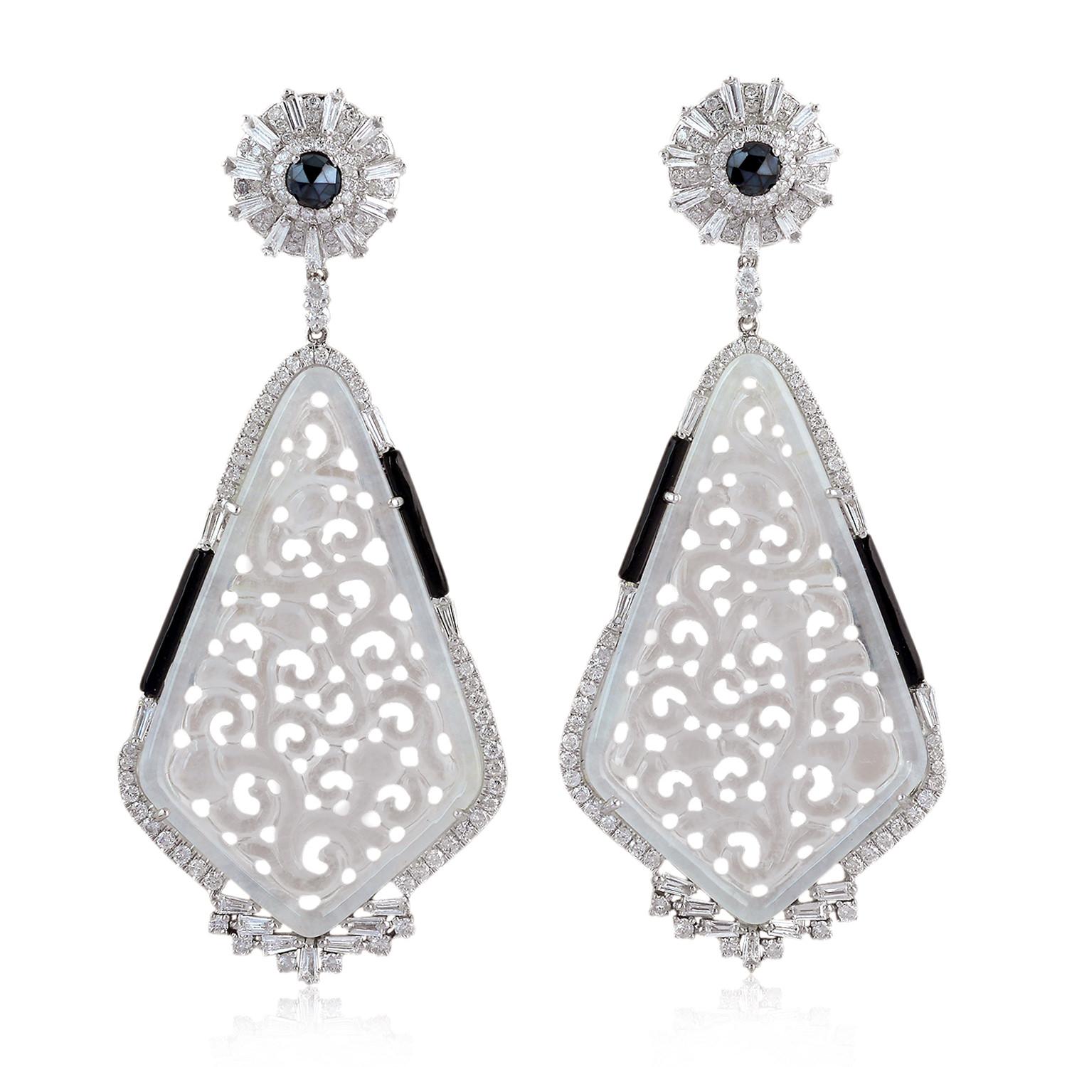 Taille mixte Boucles d'oreilles en or 14 carats, onyx et diamants sculptés à la main en vente