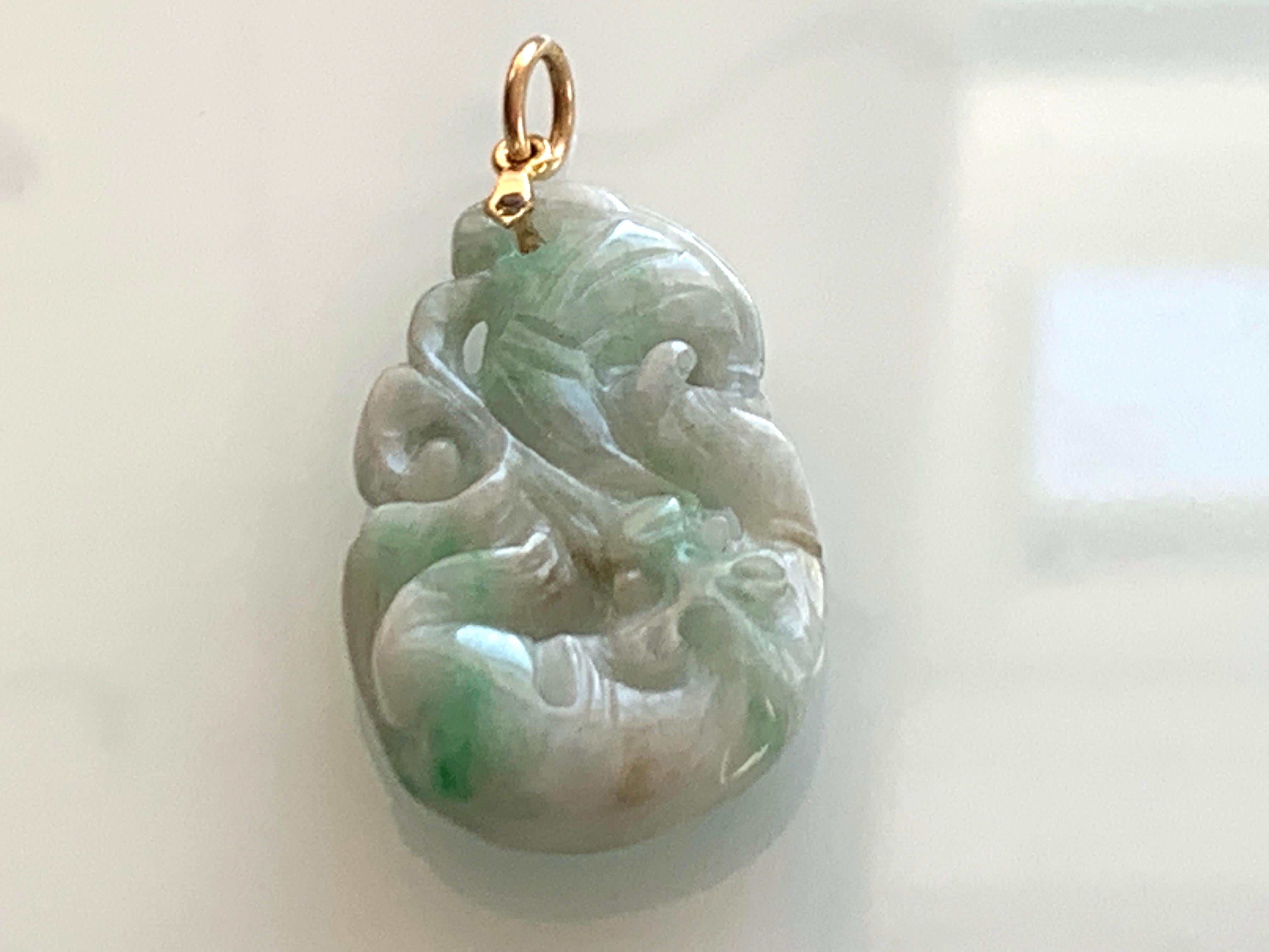 jade hand pendant