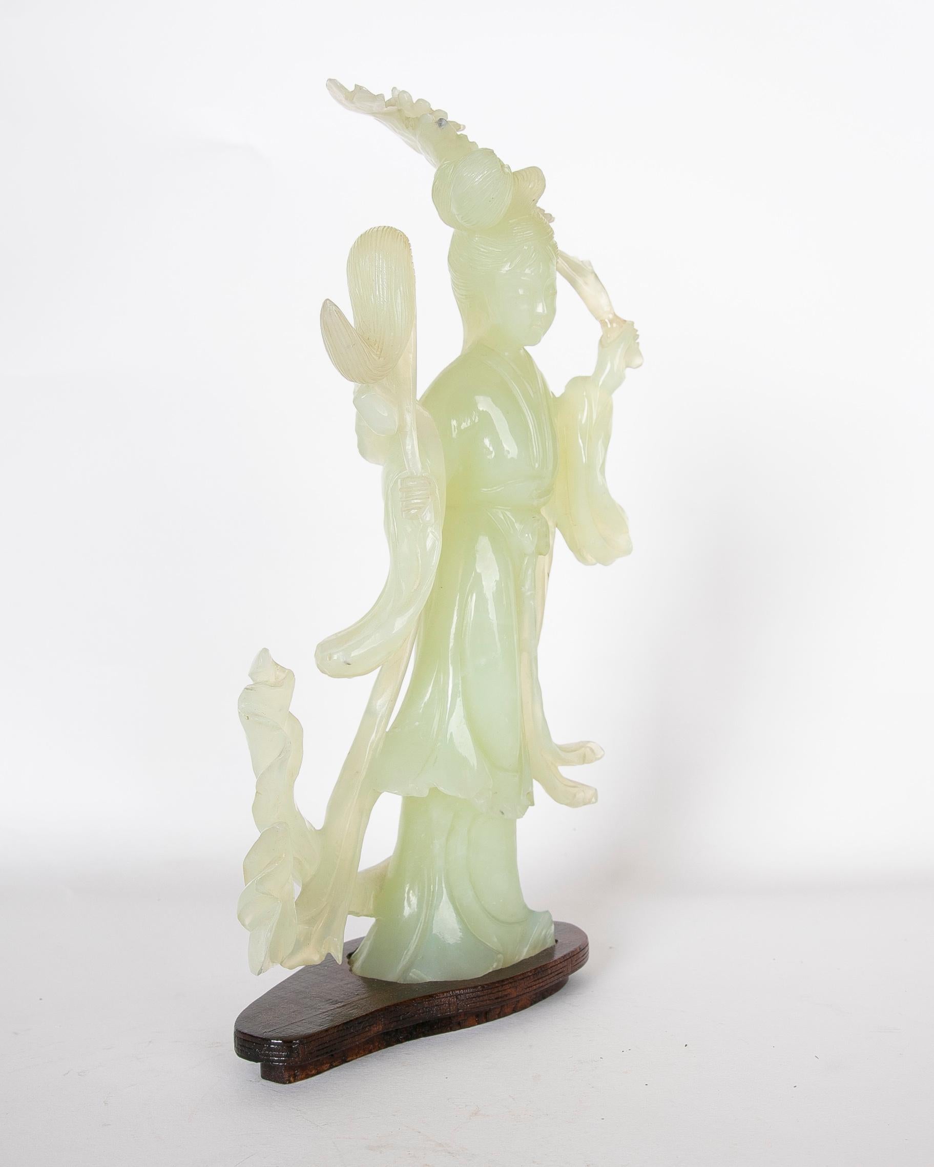 Hand-Carved Jadeite Figurine of an Oriental Woman on a Wooden Base For Sale 1