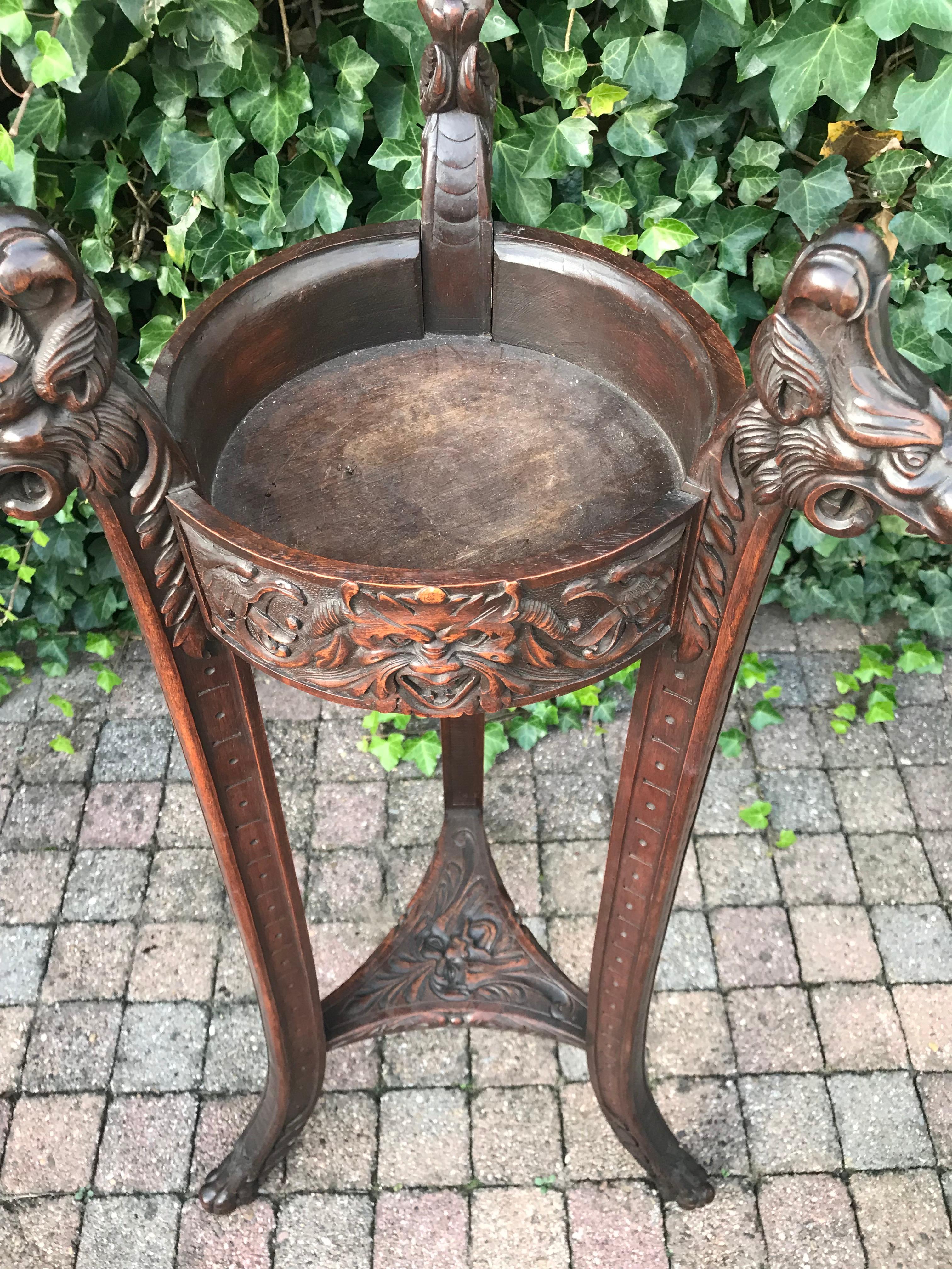 jardiniere plant stand