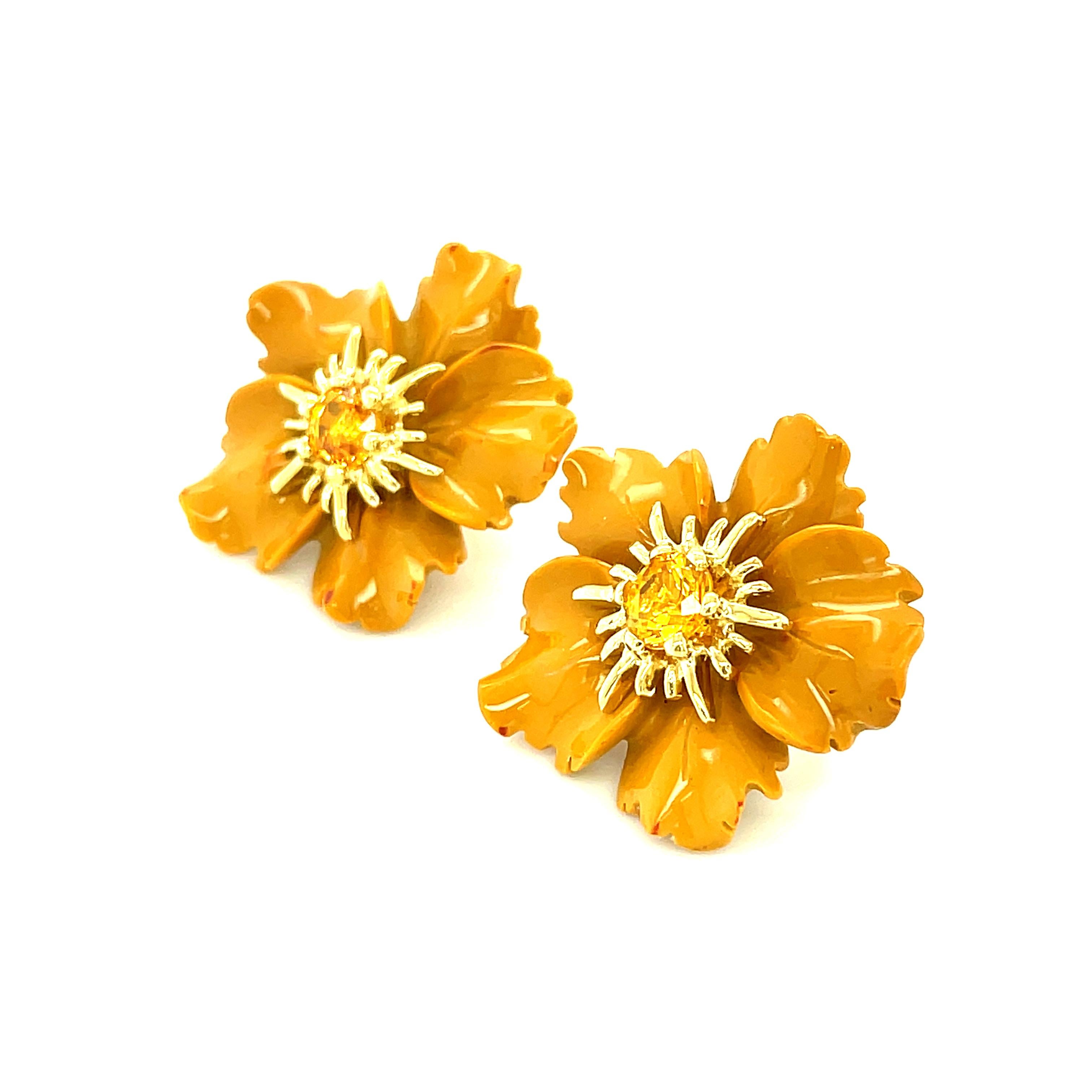 Artisan Carved Jasper Flower Earring Jacket with Yellow Sapphire and Gold Stamen Posts For Sale