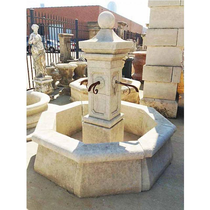 Hand Carved Limestone Central Fountain In Good Condition In Dallas, TX