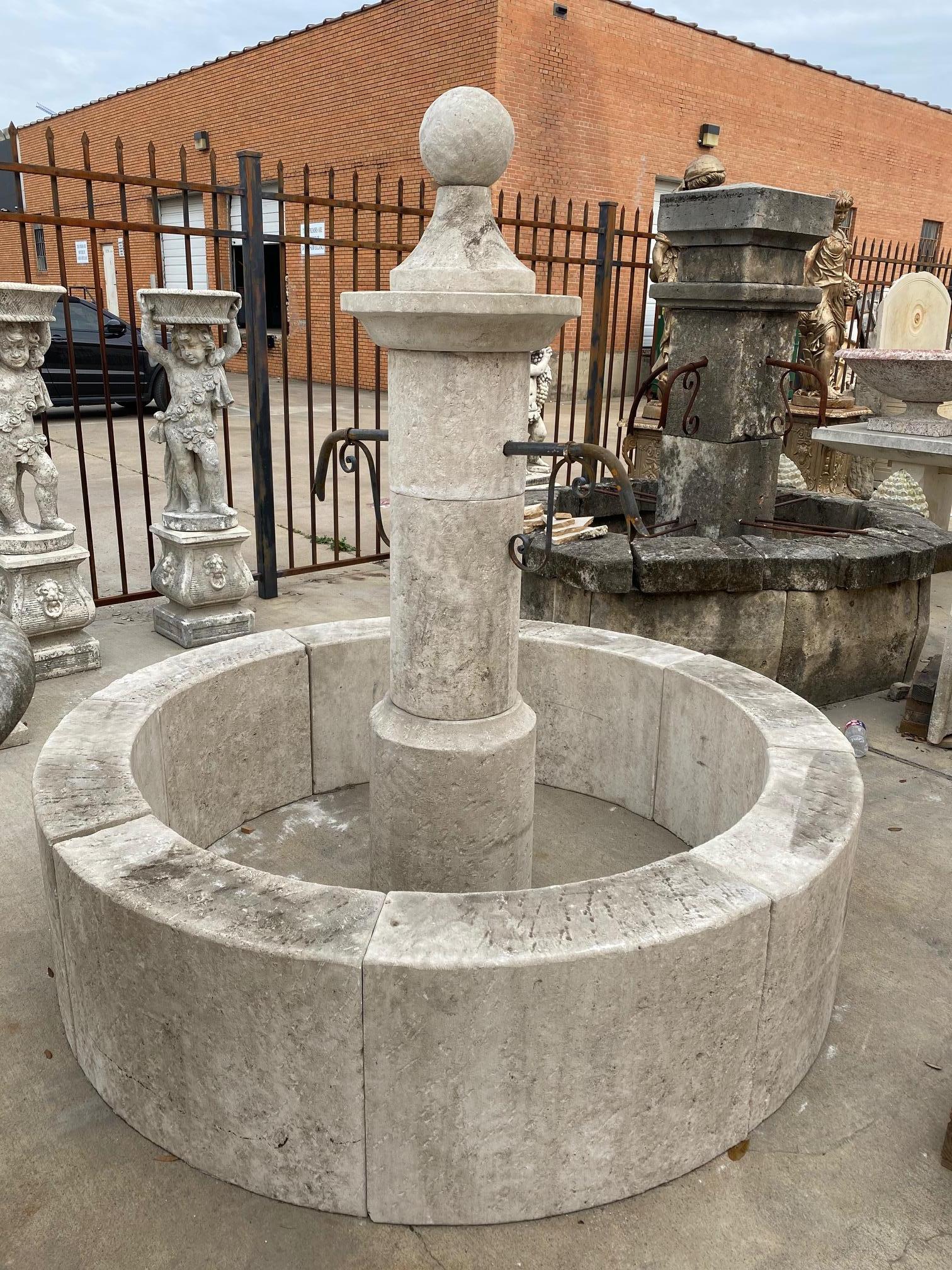 Hand Carved Limestone Central Fountain In Good Condition For Sale In Dallas, TX