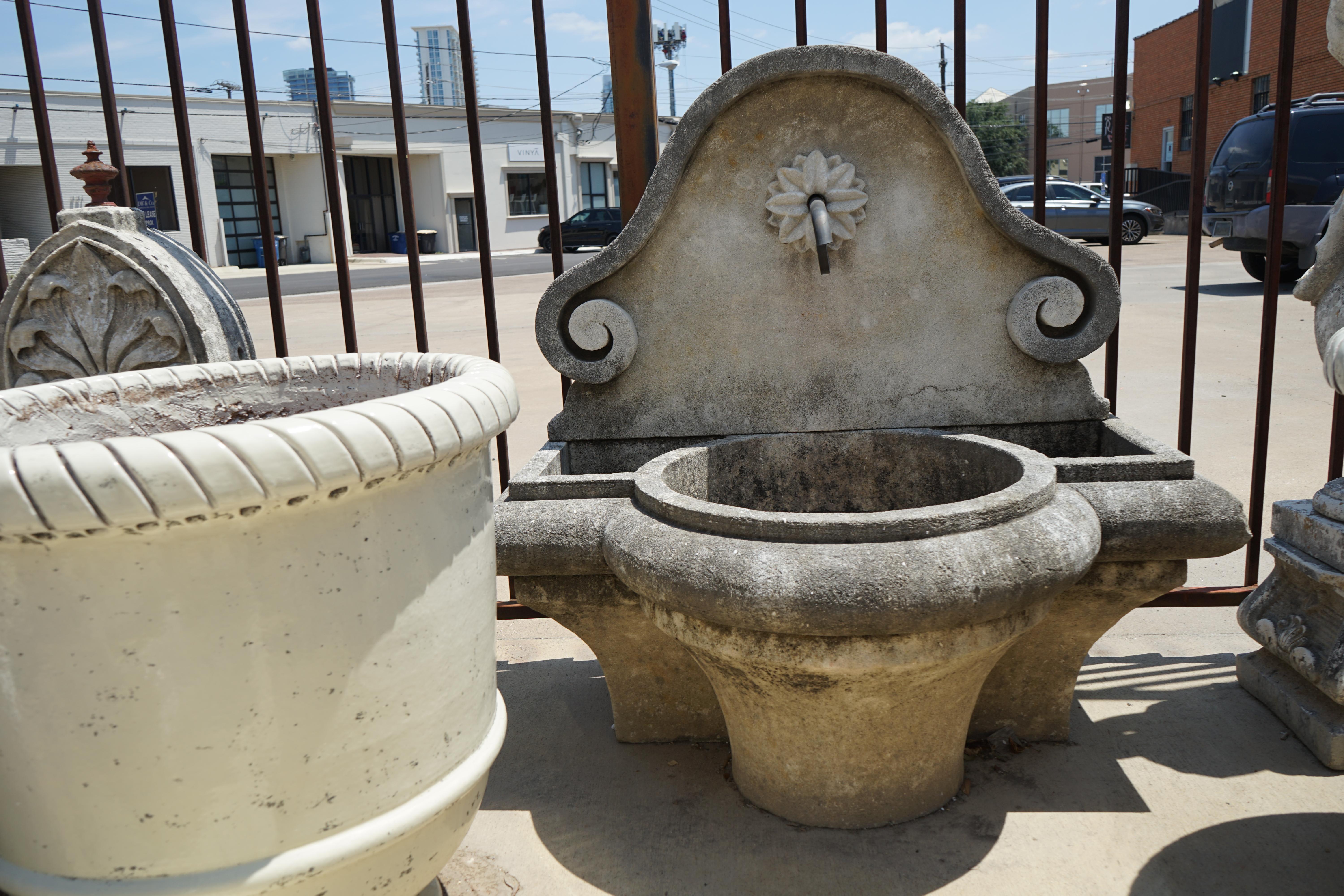 Hand Carved Limestone Lily Wall Fountain In Good Condition In Dallas, TX