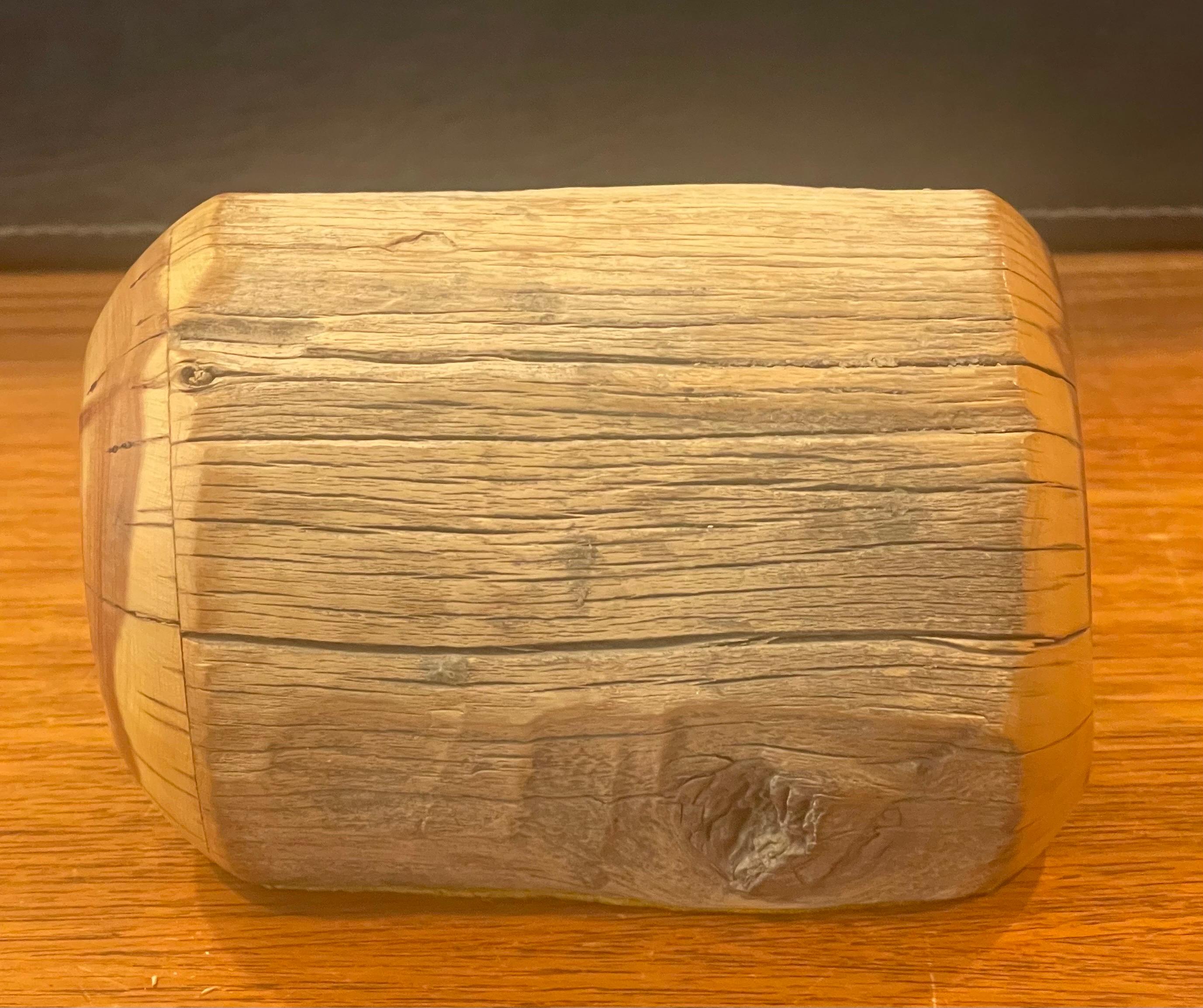 Hand Carved Log / Wood Trinket Box For Sale 4