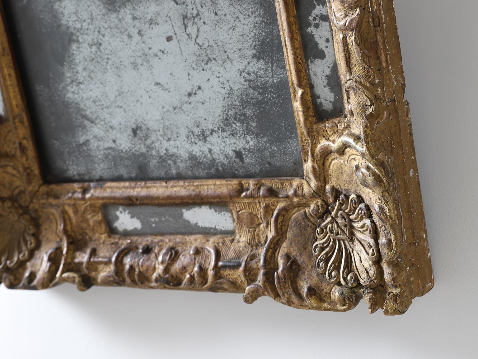 18th Century and Earlier Hand Carved Louis XIV Giltwood Mirror