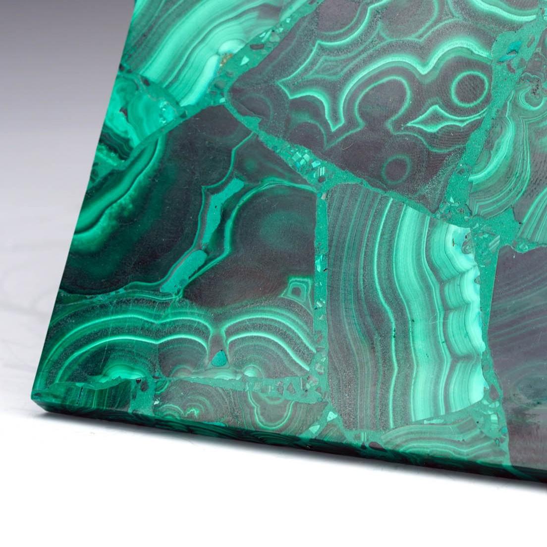 Hand-Carved Genuine Malachite Box For Sale 1