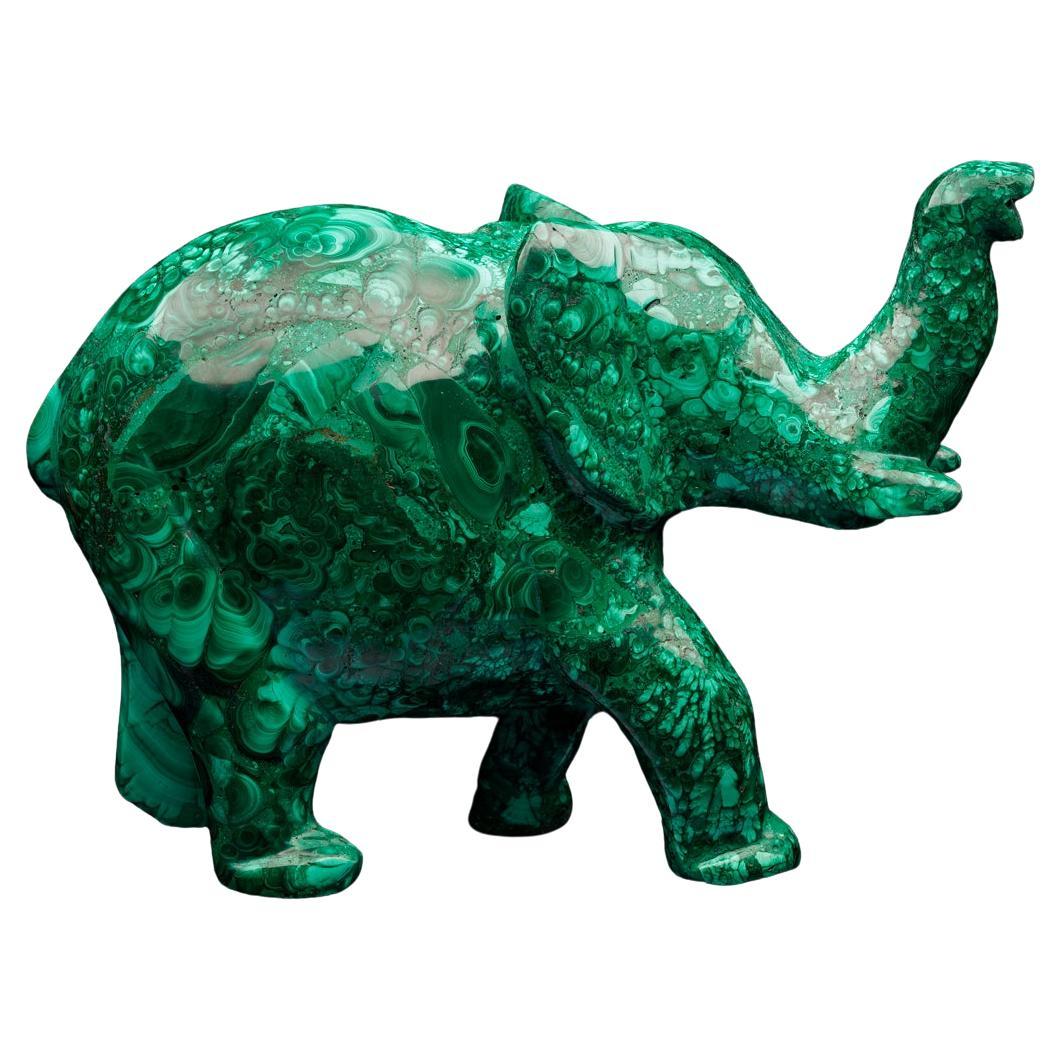 Éléphant en malachite sculpté à la main // 11 Lb.