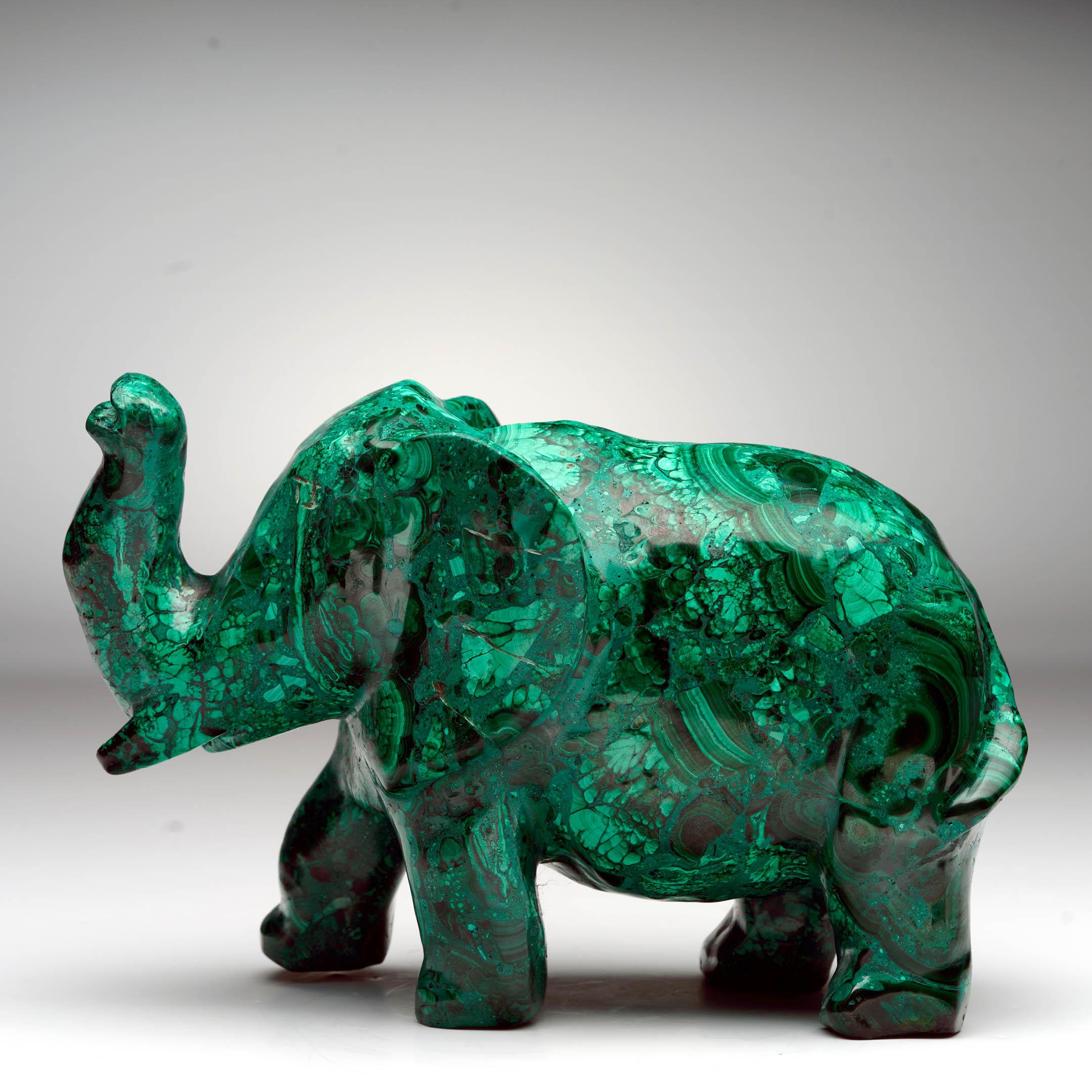 Hand-Carved Malachite Elephant In New Condition For Sale In New York, NY