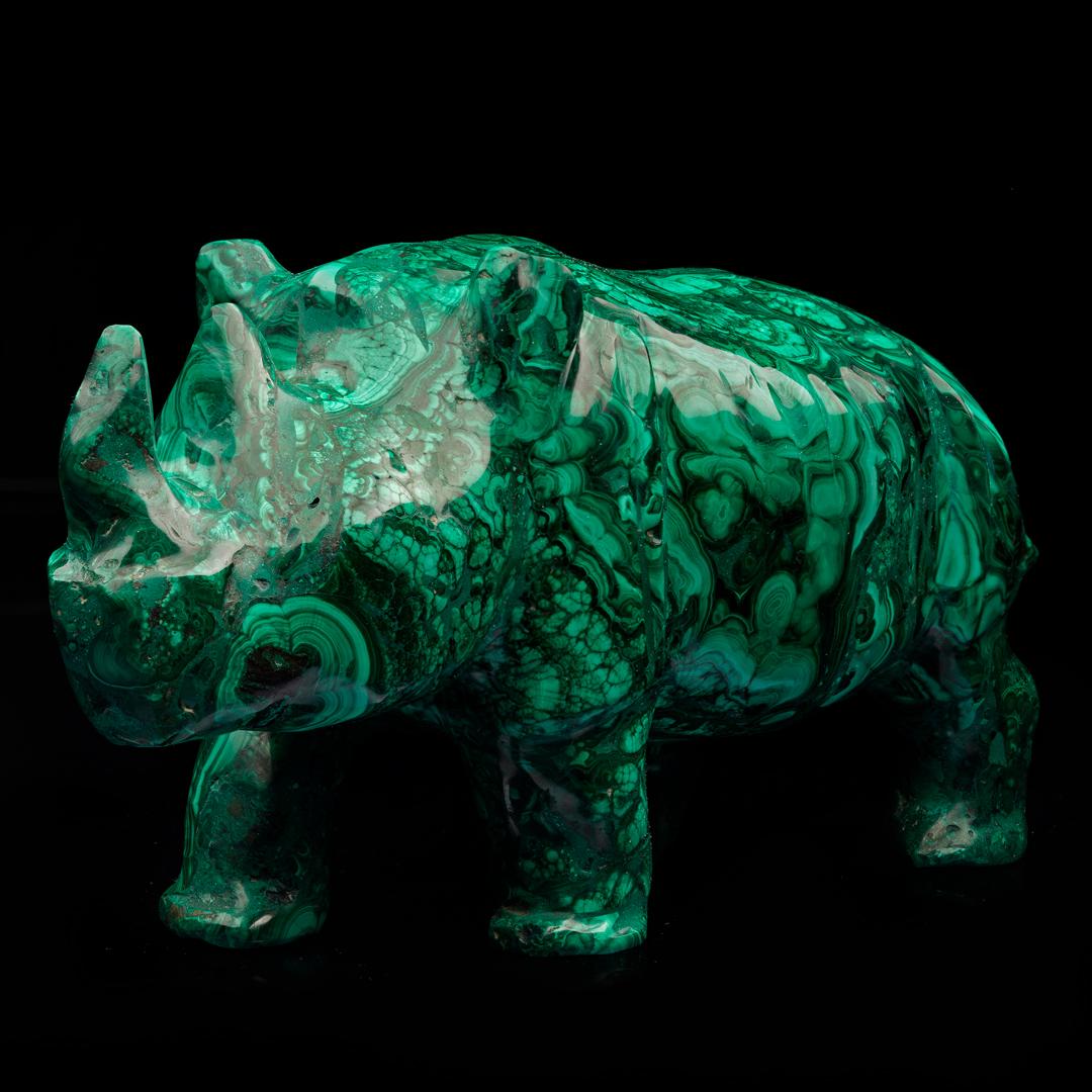 Congolais Rhinocéros en malachite sculpté à la main // 10 Lb. en vente