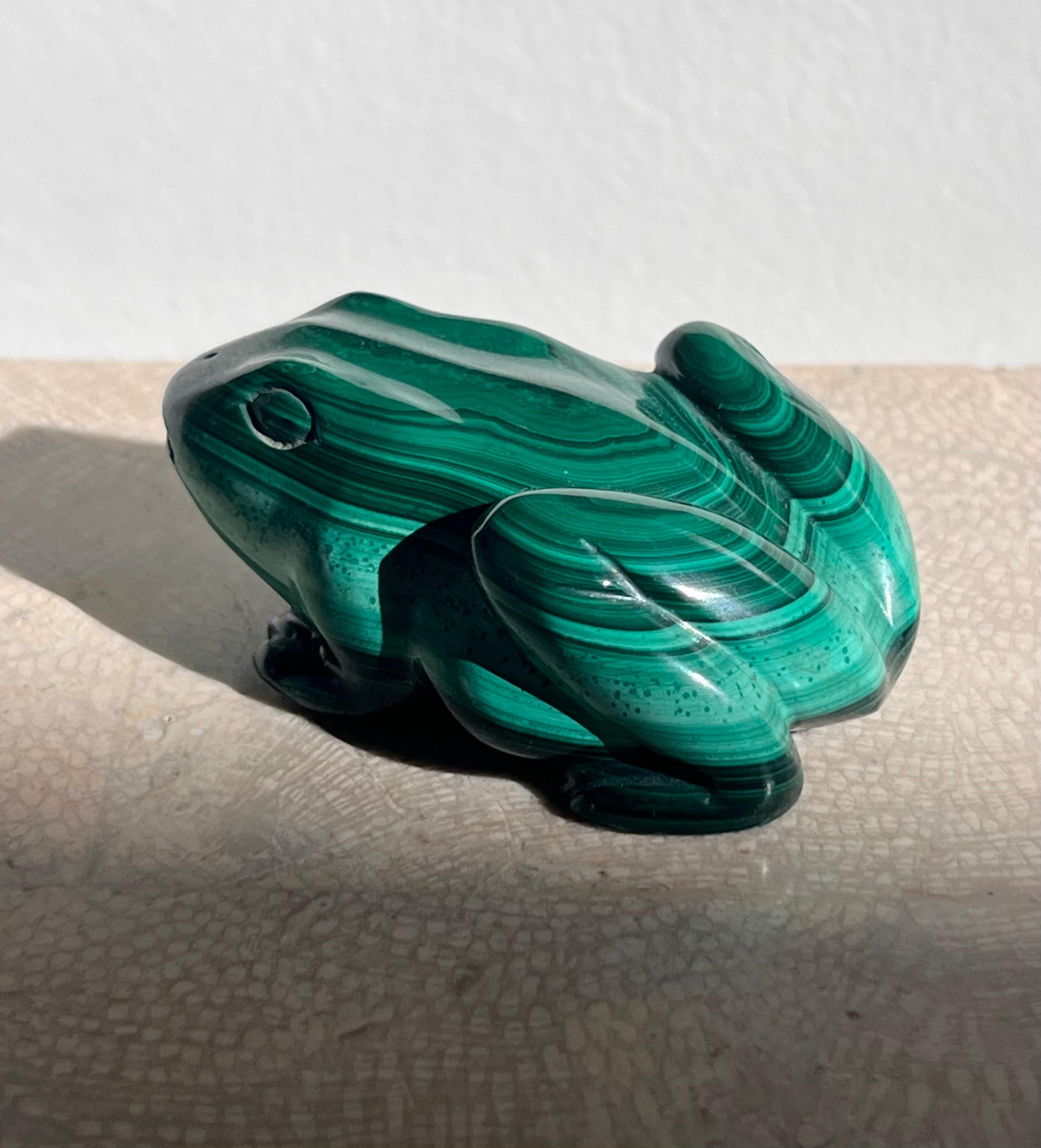 Sconosciuto Scultura di rana in malachite intagliata a mano, XX secolo