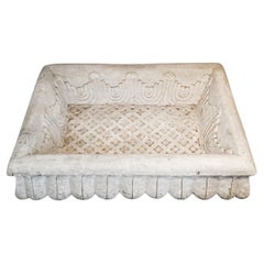 Vasque / évier en marbre sculpté à la main, Inde, milieu du 20e siècle