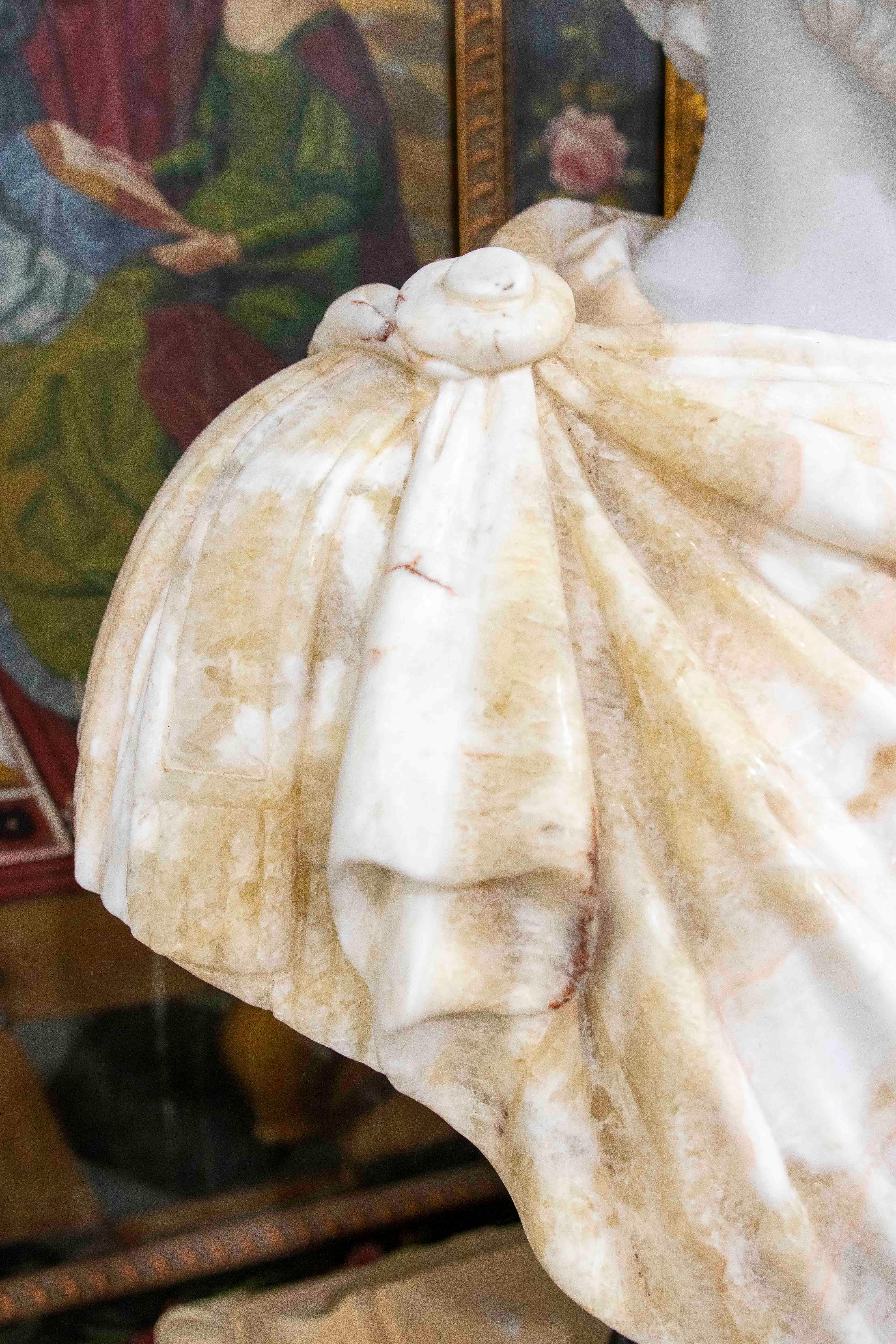 Busto clásico de mármol tallado a mano en estilo romano siglo XX en venta
