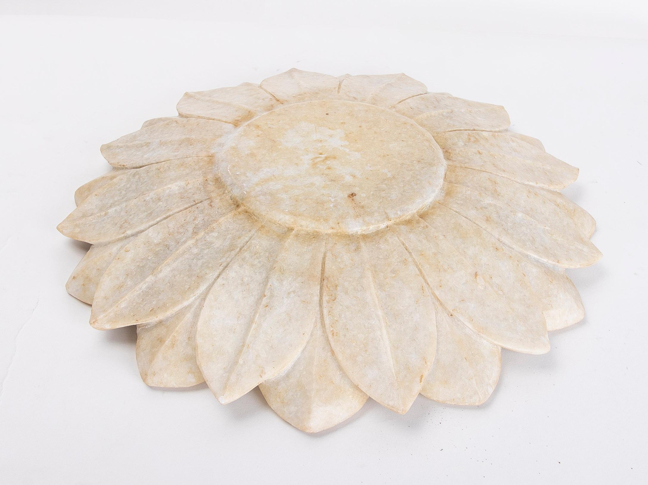 Hand-Carved Marble Decorative Dish with Open Lotus Flower Shape For Sale 6