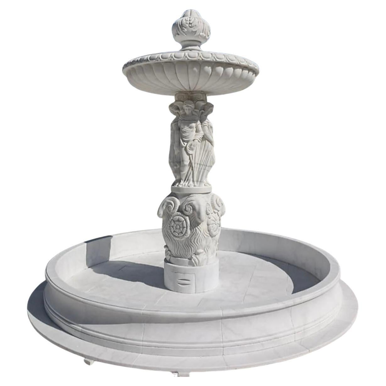 Fontaine en marbre sculpté Figurative Estate Fountain Neuf - En vente à Southall, GB