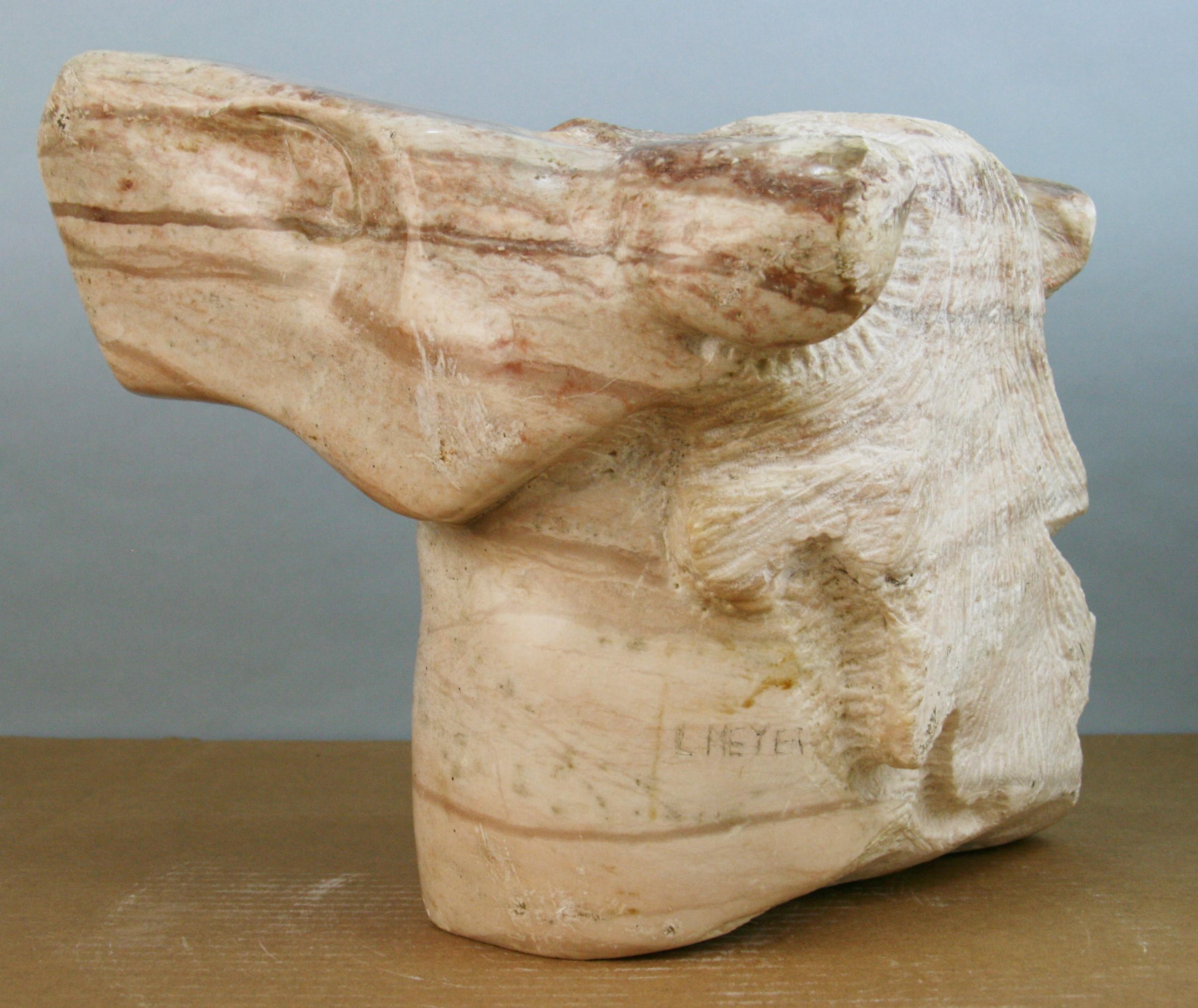 Tête de cheval en marbre sculptée à la main  Sculpture en vente 9
