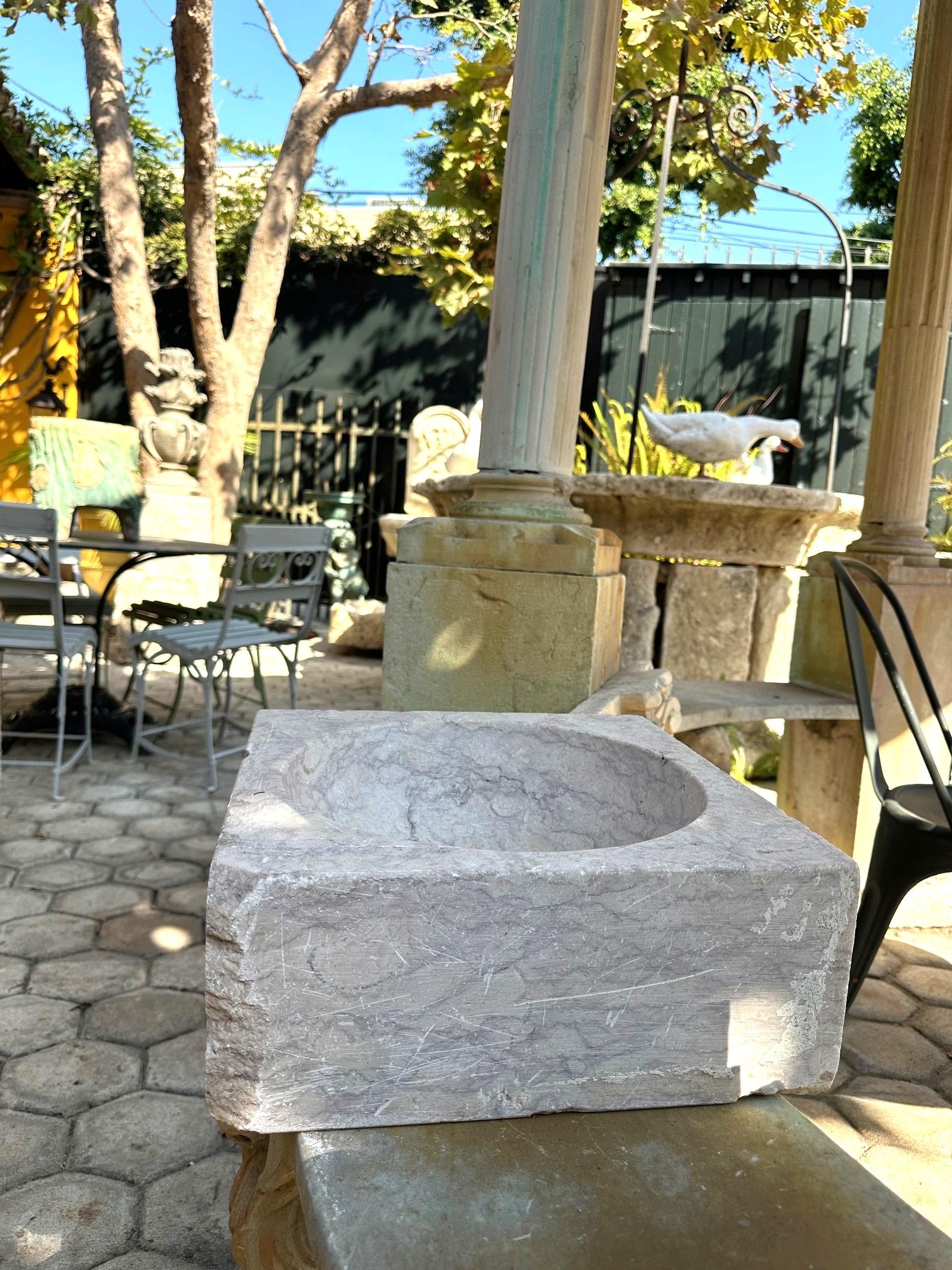 Fregadero de mármol tallado a mano Jardinera de piedra Jardinera Antigua Granja LA en venta 4