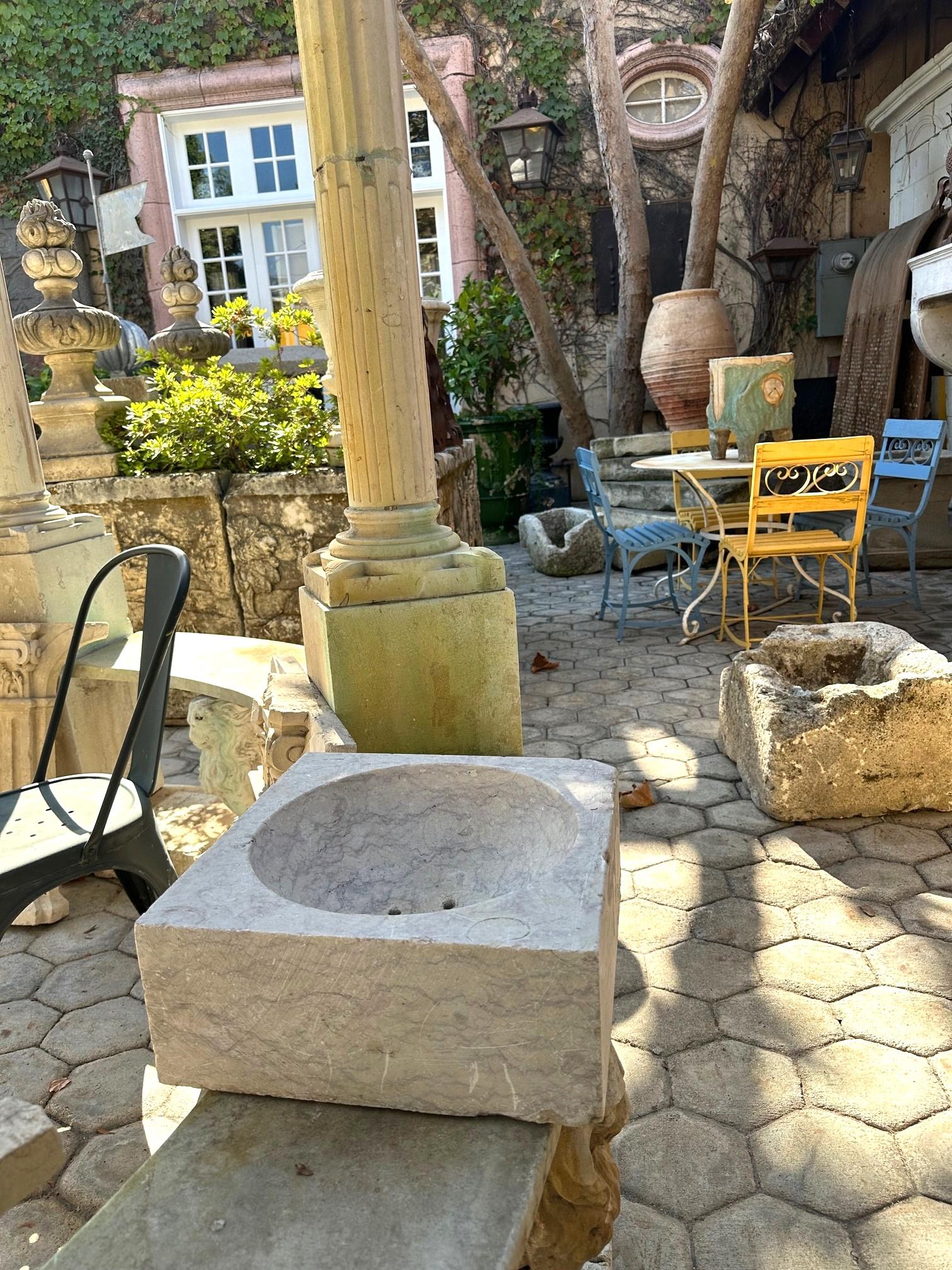 Fregadero de mármol tallado a mano Jardinera de piedra Jardinera Antigua Granja LA Piedra en venta