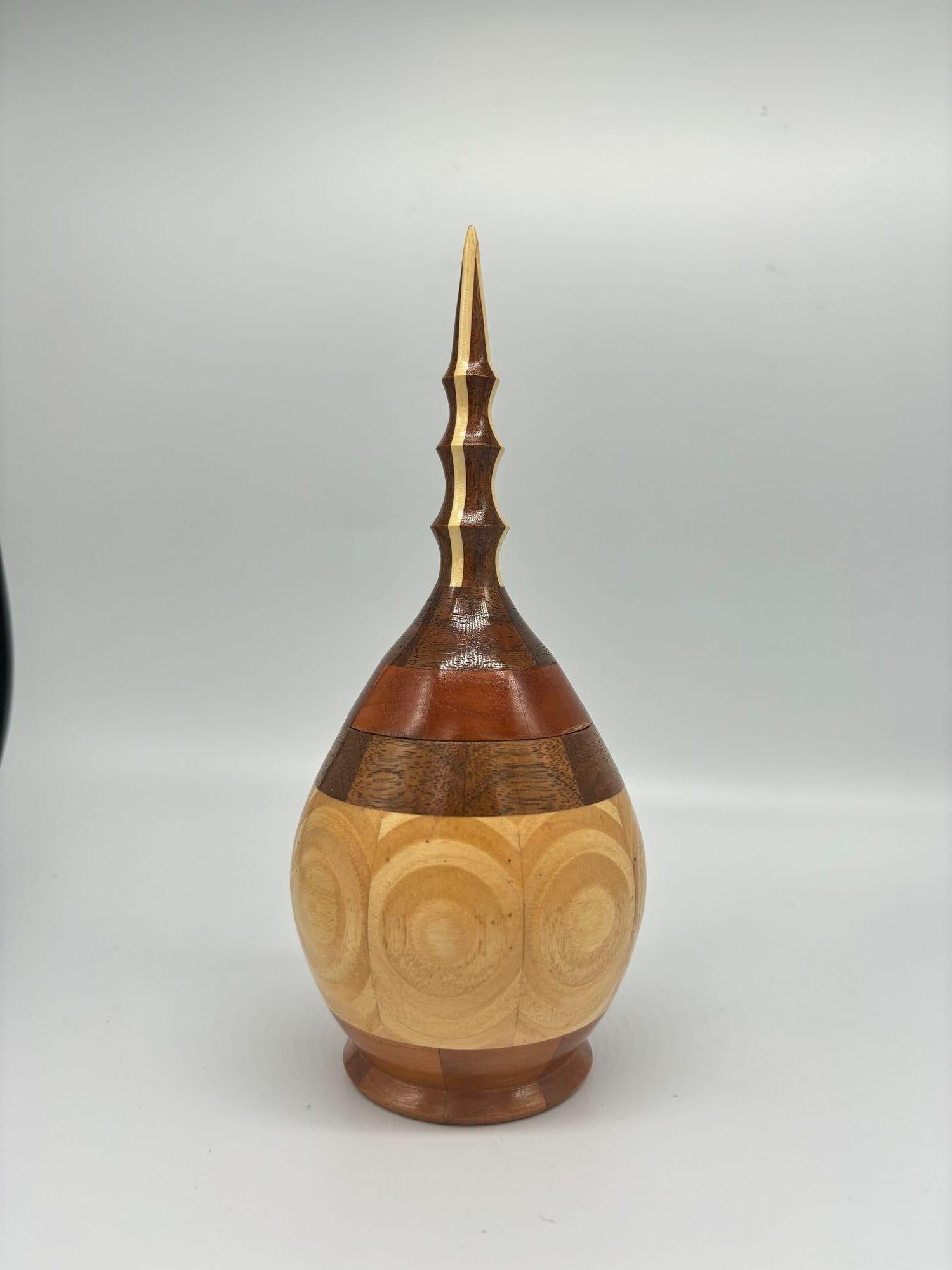 Hand Carved Marquetry Inlay Pear Shaped Vessel with Lid In Excellent Condition For Sale In Van Nuys, CA