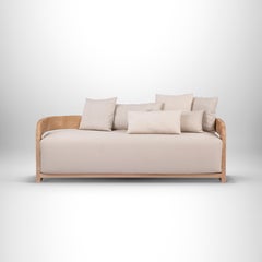 Divano da esterno in Oak intagliato a mano con braccioli arrotondati e cuscino oversize