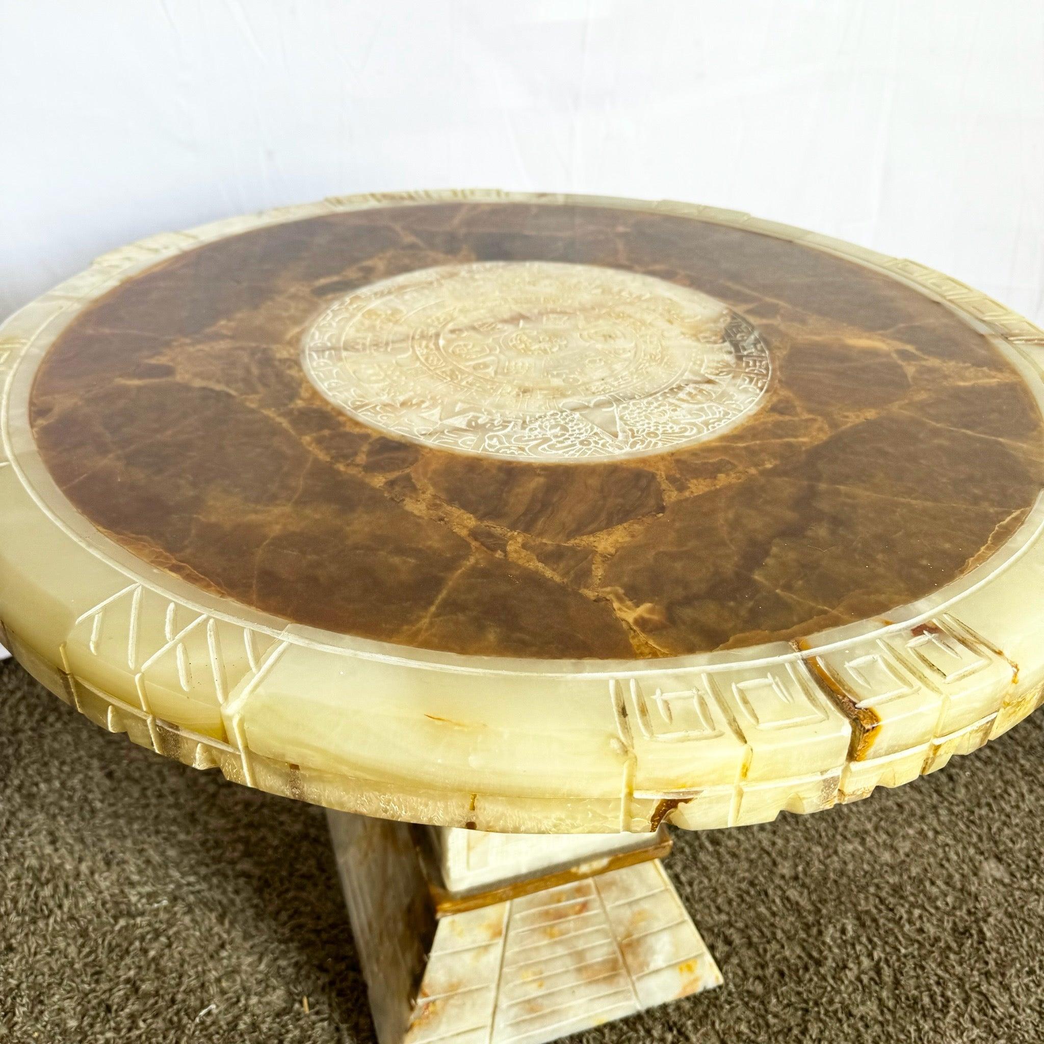 Table d'appoint mexicaine sculptée à la main en onyx vert en vente 1