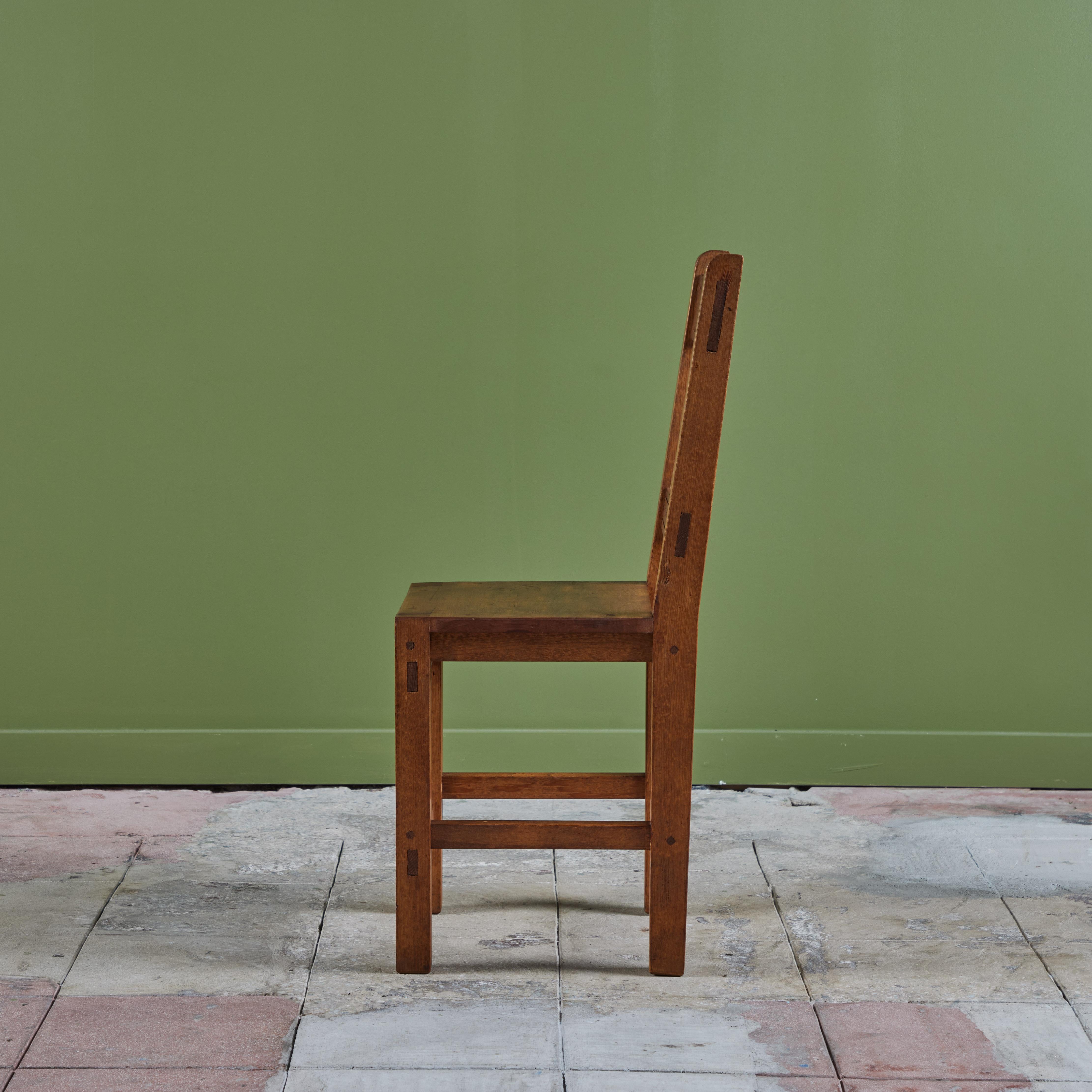 Handgeschnitzter mexikanischer Modern Side Dining Chair (20. Jahrhundert) im Angebot