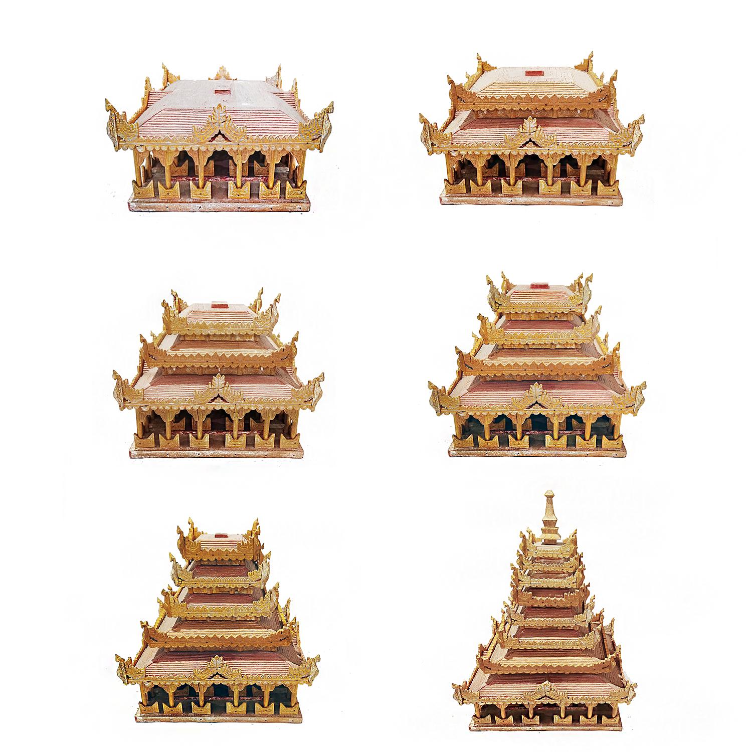 Modello di tempio in miniatura intagliato a mano, inizio XX secolo in vendita 8