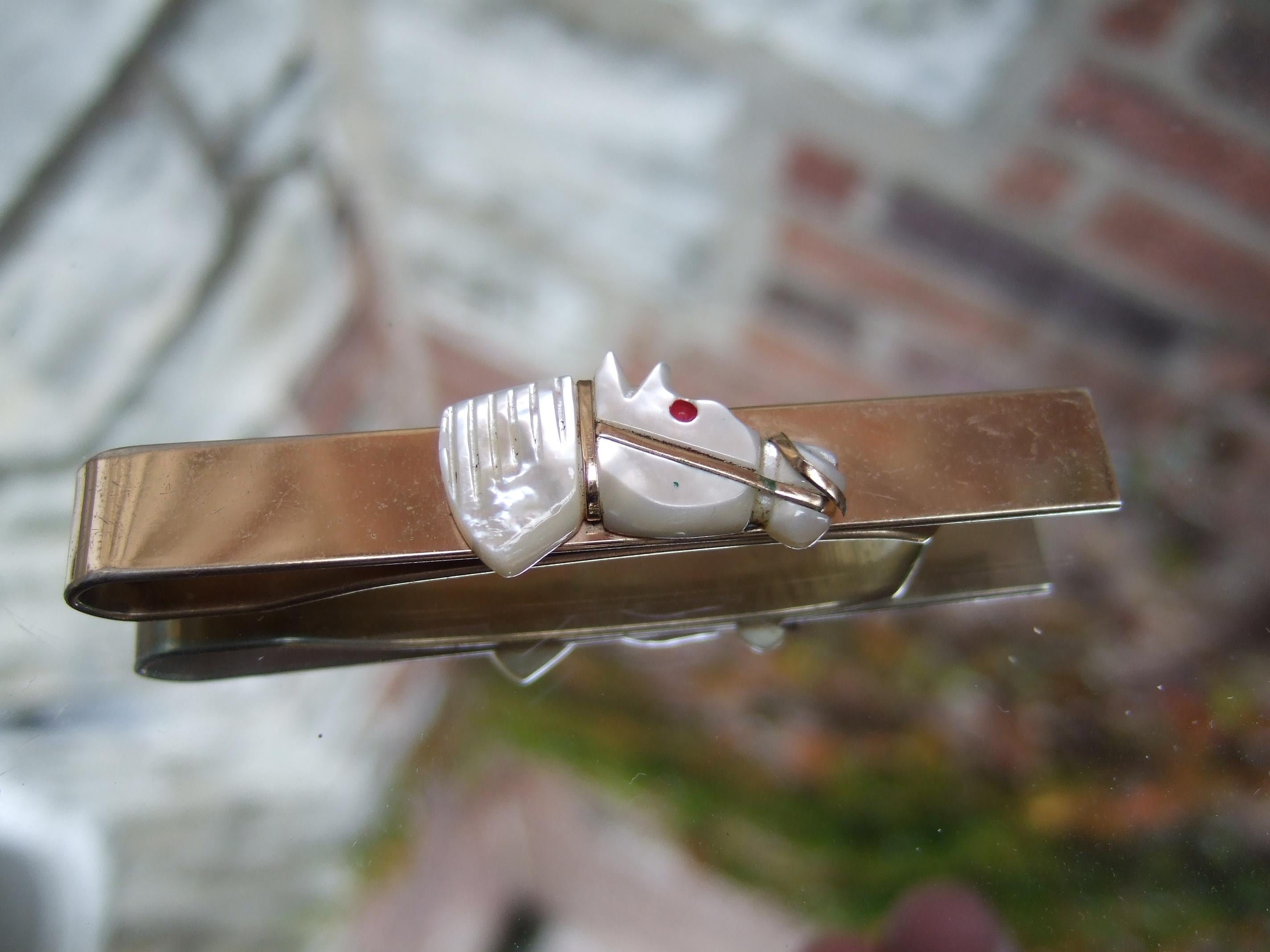 Women's or Men's Hand Carved Mother of Pearl Equine Cufflinks & Tie Bar Set c 1950s For Sale