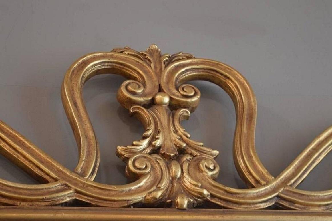 Hand Carved Neoclassical Mirror In Good Condition For Sale In Los Angeles, CA