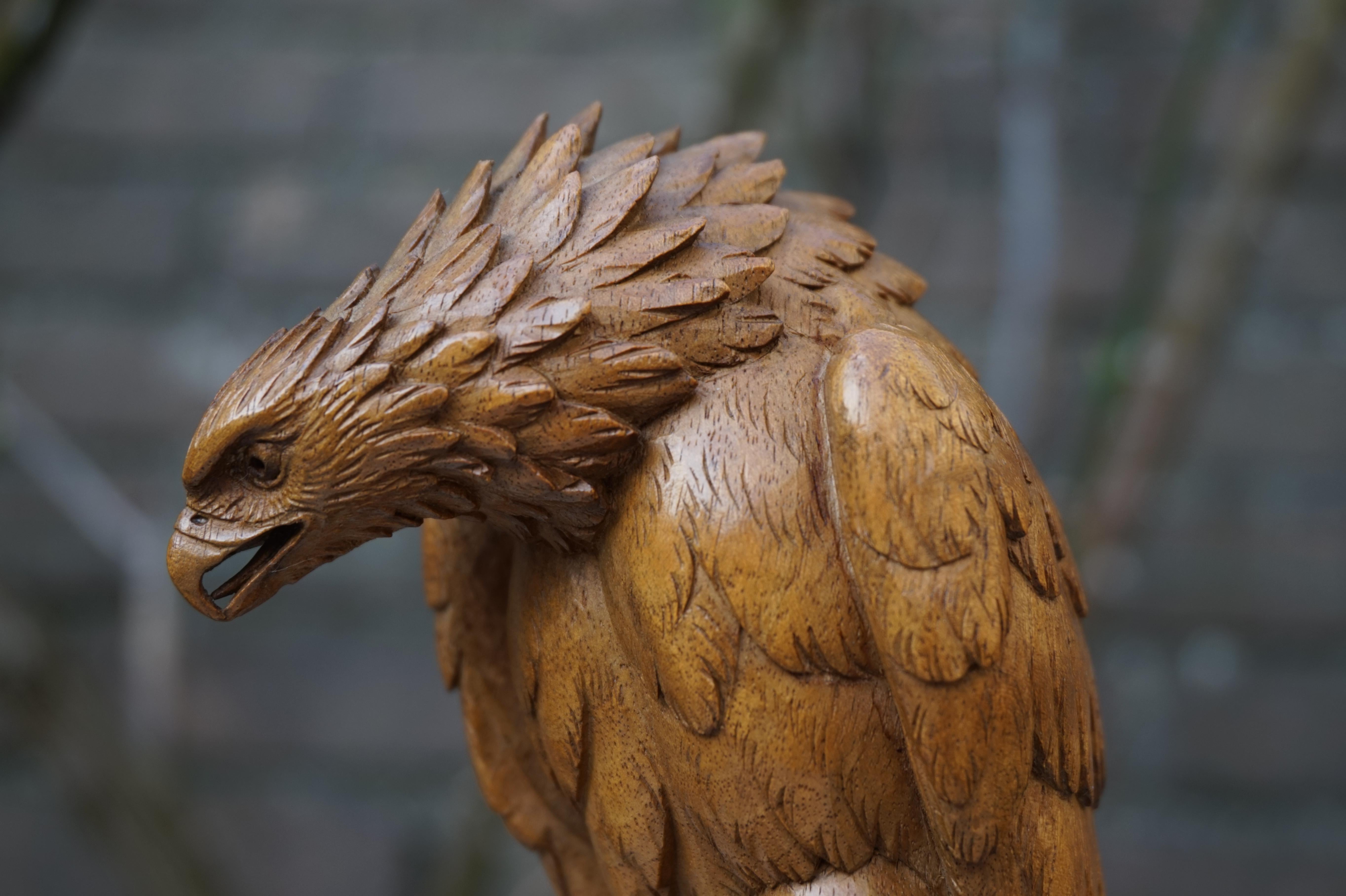 Stunning small Black Forest sculpture.

This top quality carved eagle from the heart of the Swiss Black Forest truly reveils the highest level of craftsmanship of the best artisans in that era and area. For a small sculpture to have such incredible