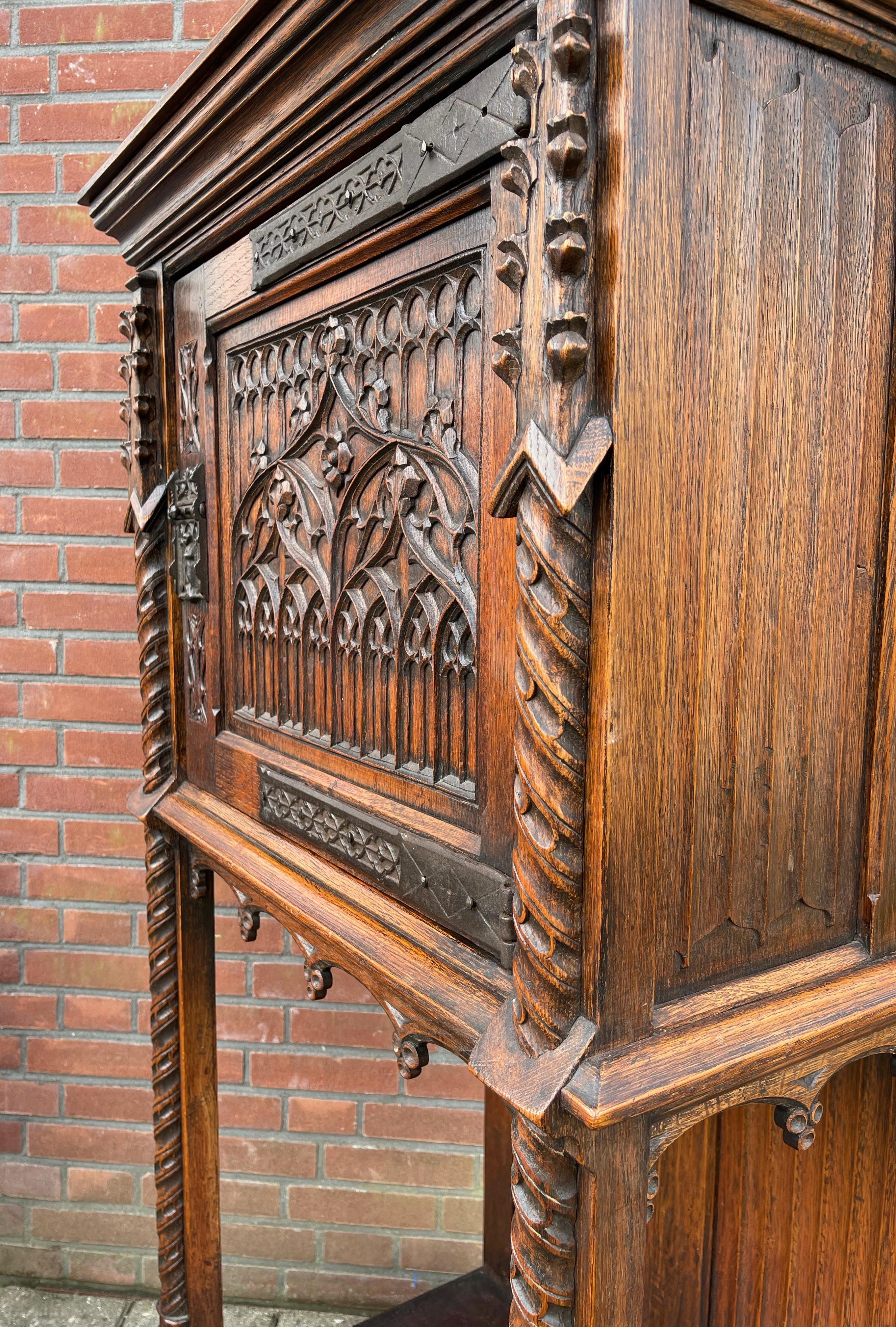 Hand Carved Oak Gothic Revival Single Door Drinks Cabinet with Cast Iron Hinges 10