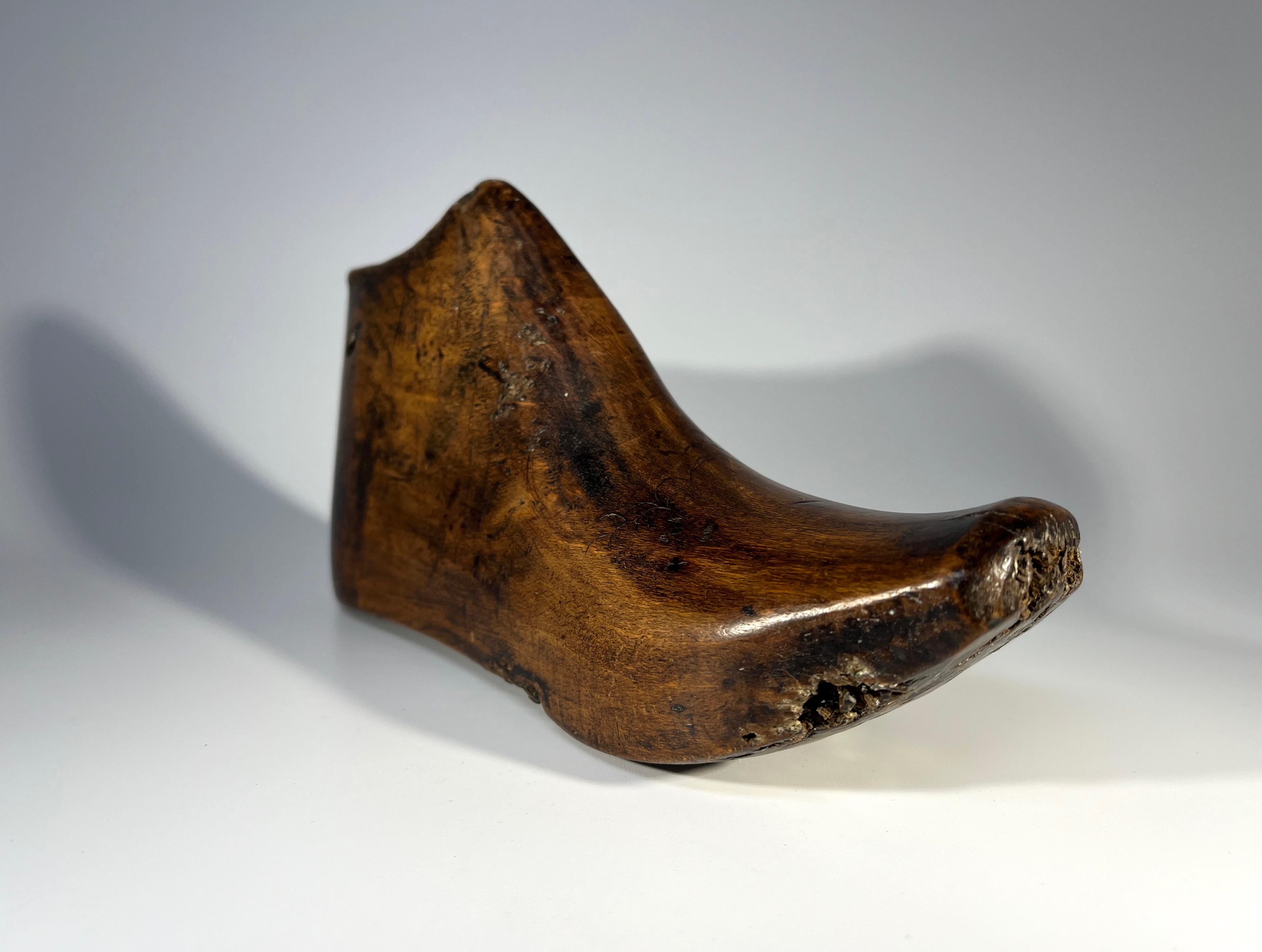 Hand Carved Oak, Wooden Child's Clog Mold From Lancashire Mill, England, 1900 For Sale 1