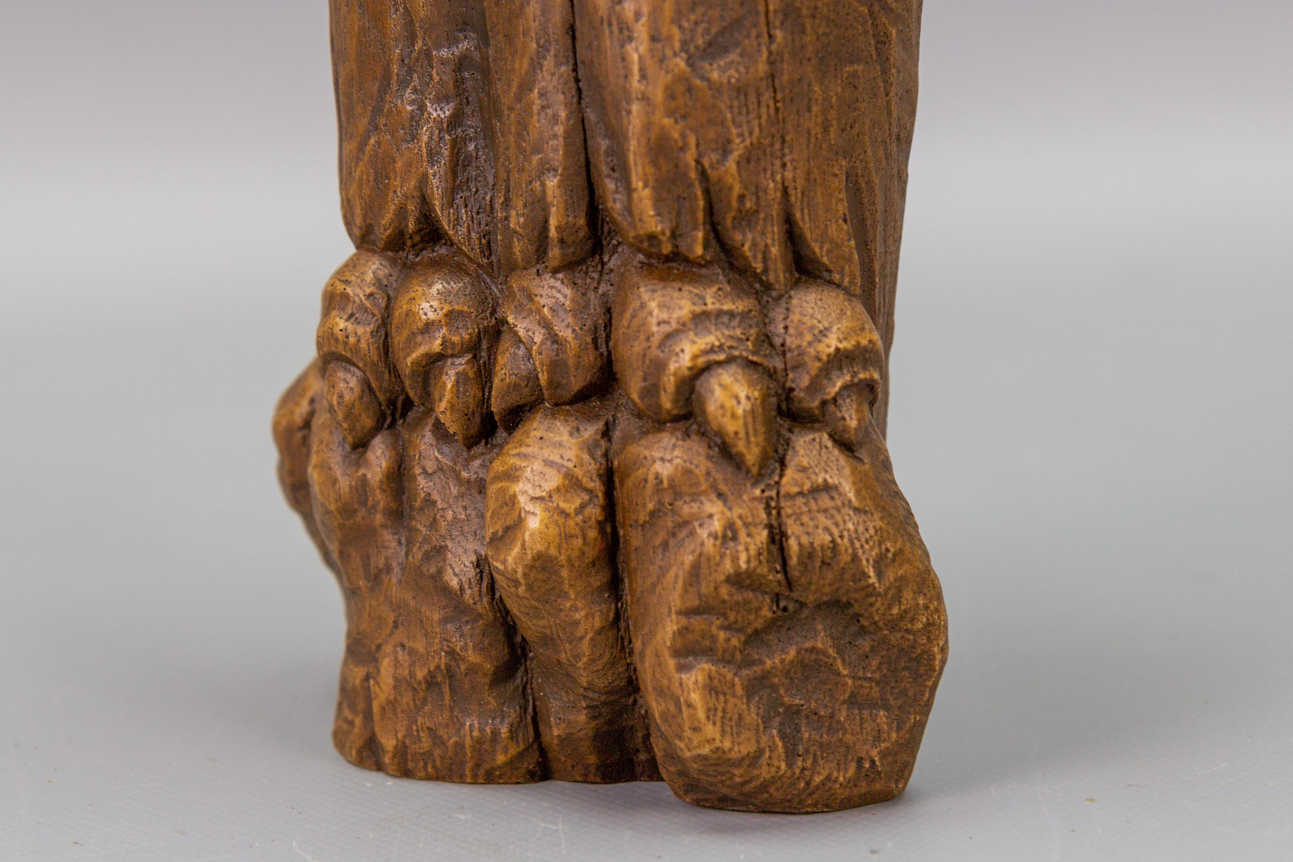 Hand-Carved Oakwood Owl Sculpture from ca. 1950s In Good Condition For Sale In Barntrup, DE