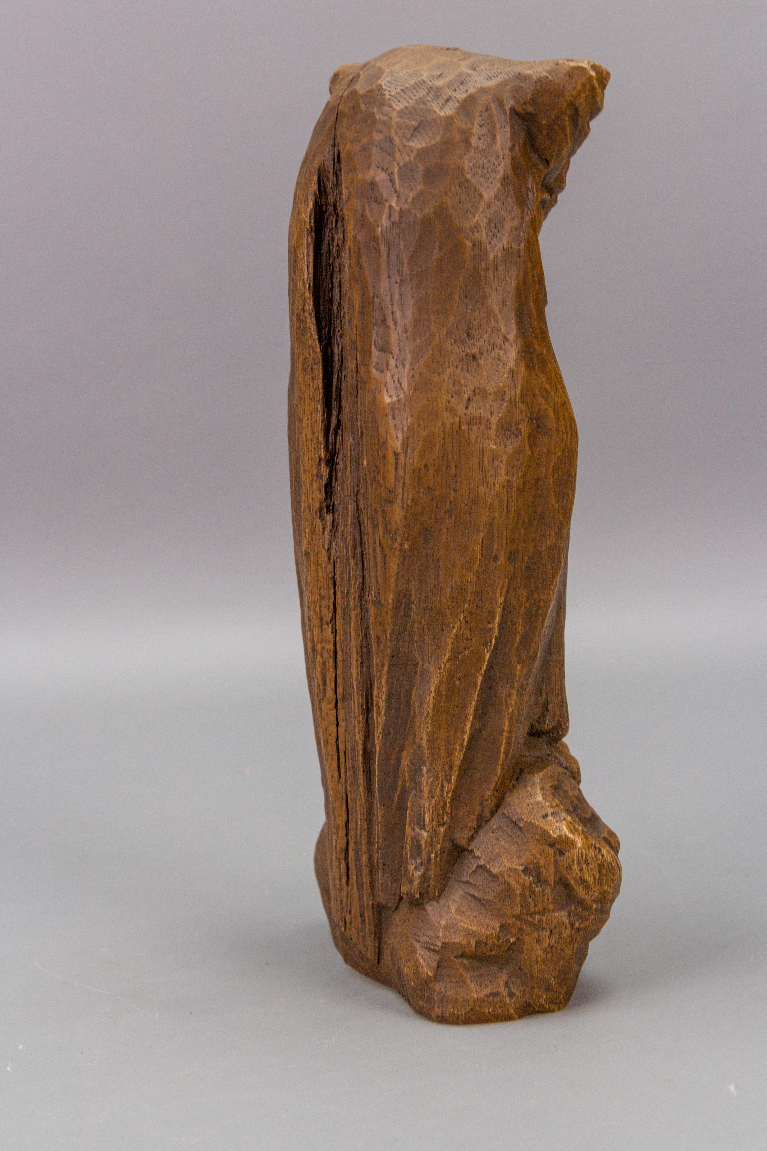 Hand-Carved Oakwood Owl Sculpture from ca. 1950s For Sale 2
