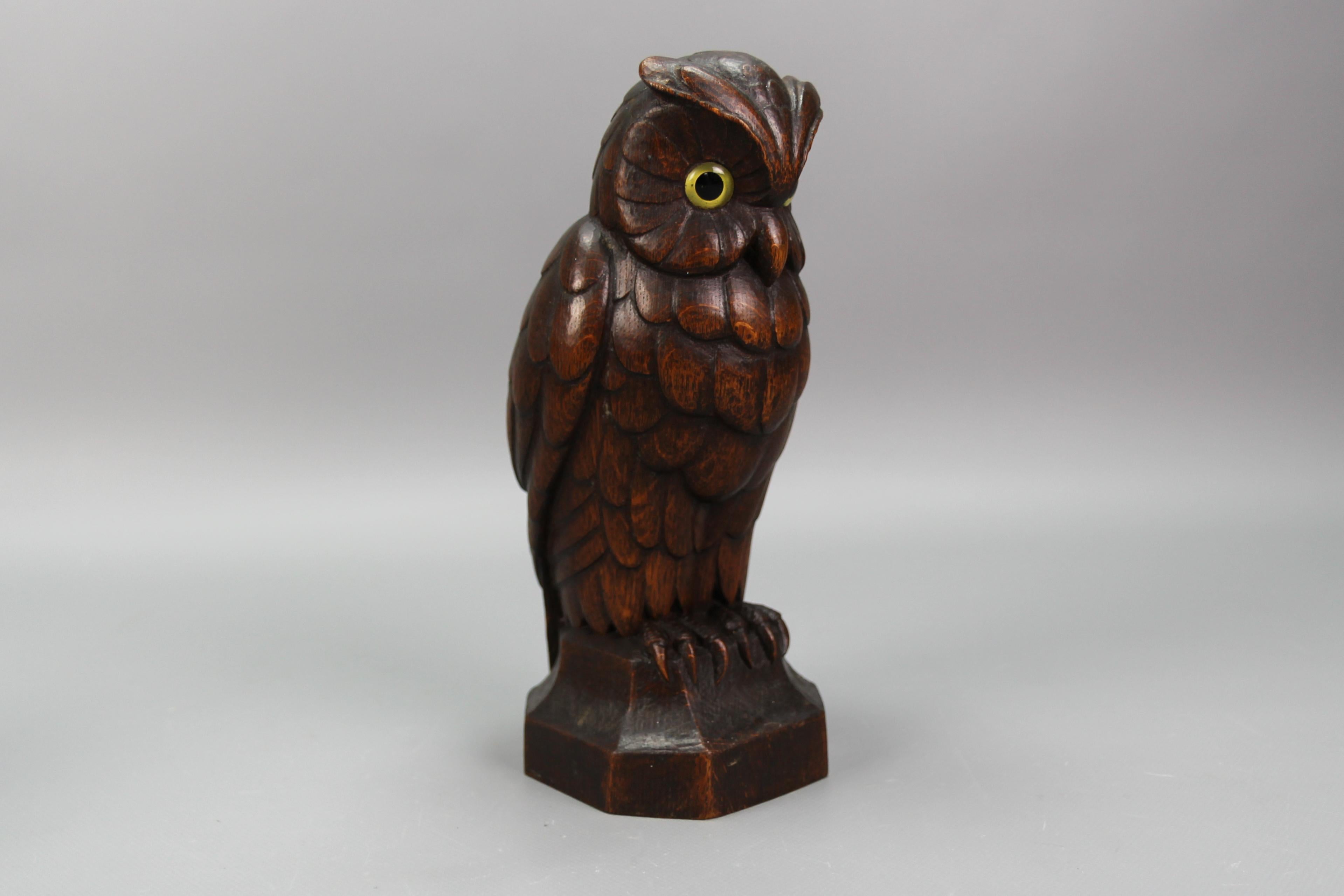 Art Deco Hand-Carved Oakwood Owl Sculpture with Glass Eyes, Germany, 1930s For Sale
